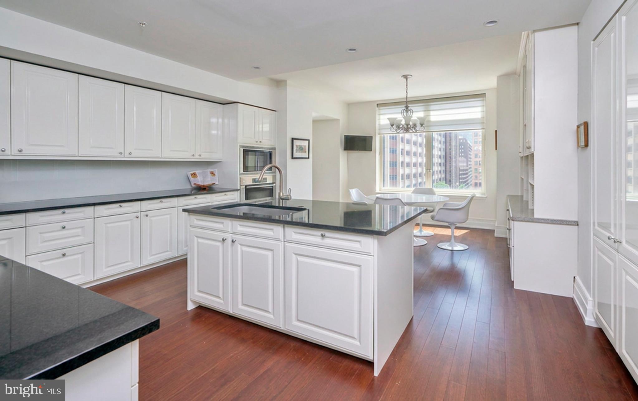RITTENHOUSE SQUARE - Residential