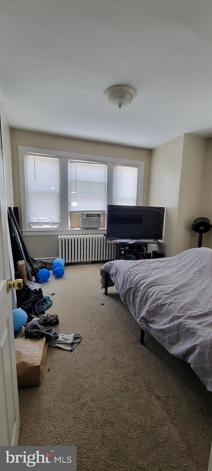 OXFORD CIRCLE - Residential