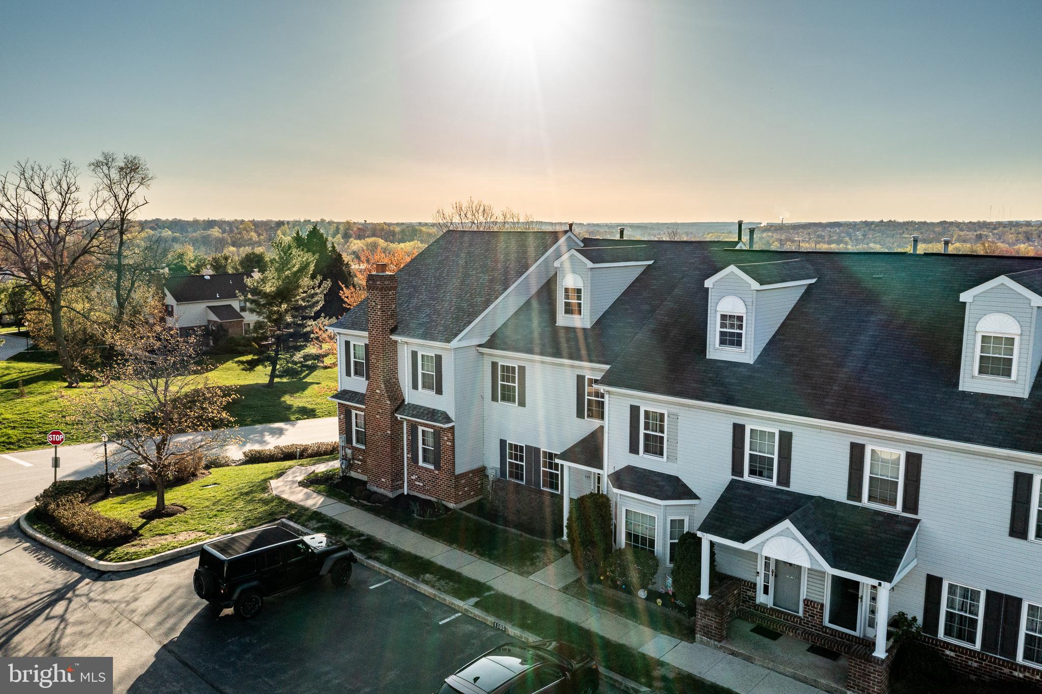 MEWS AT VALLEY FOR - Residential