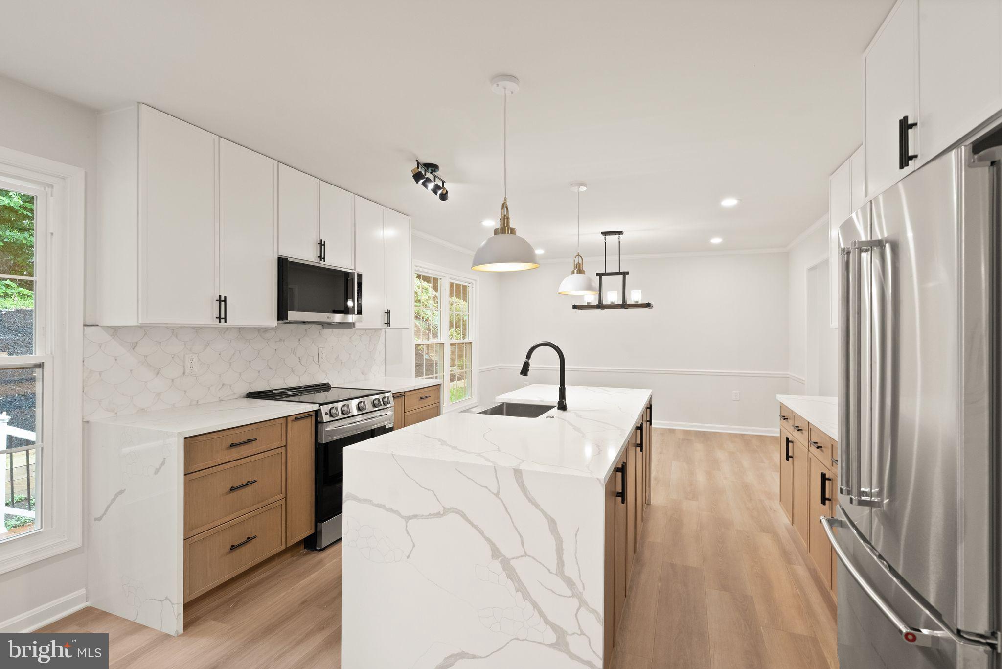 KENWOOD OAKS - Residential