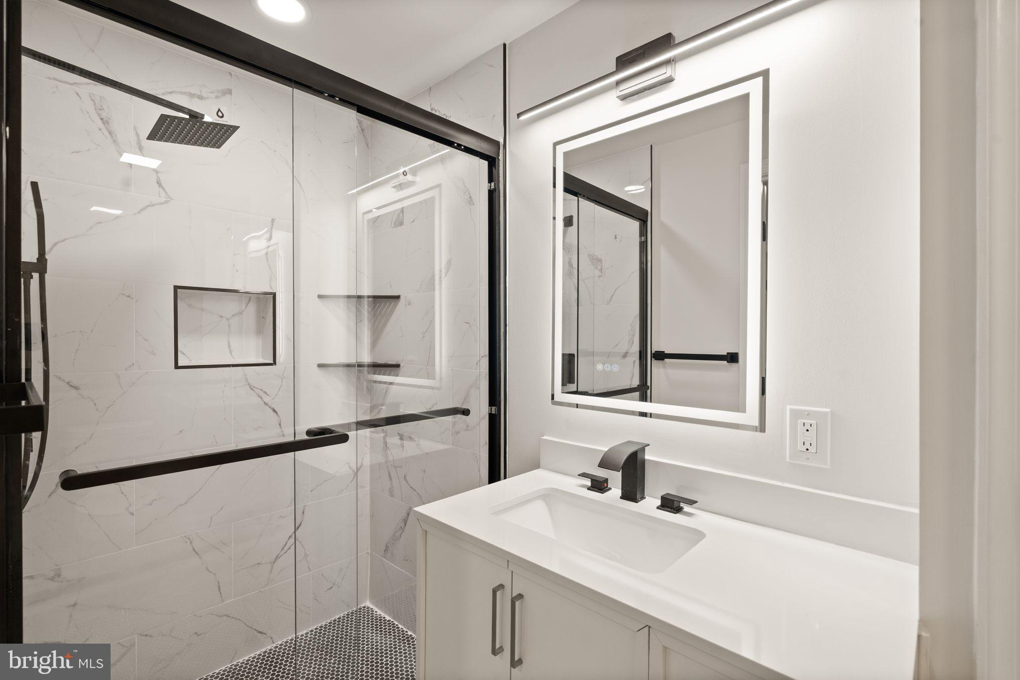KENWOOD OAKS - Residential