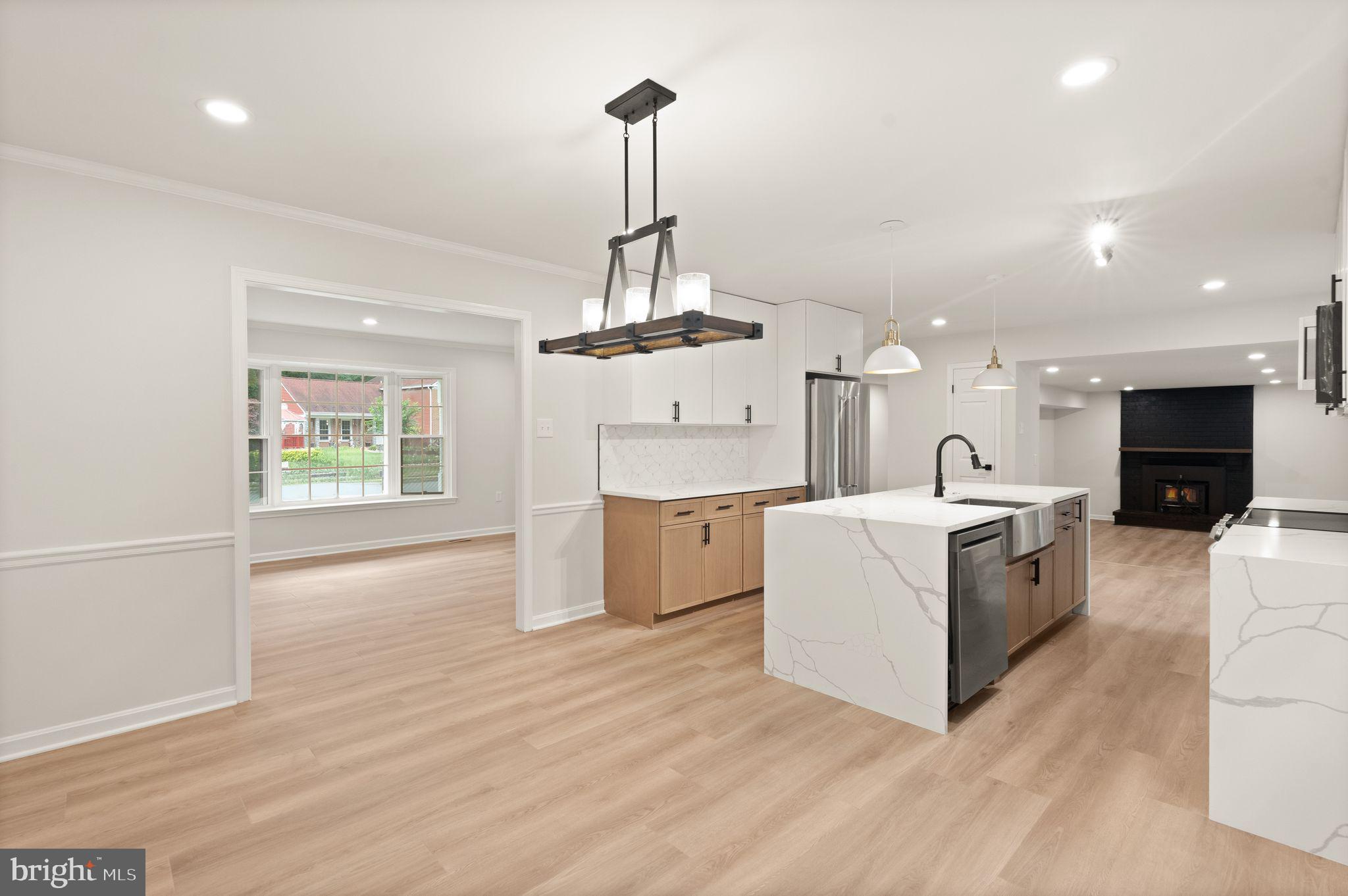 KENWOOD OAKS - Residential
