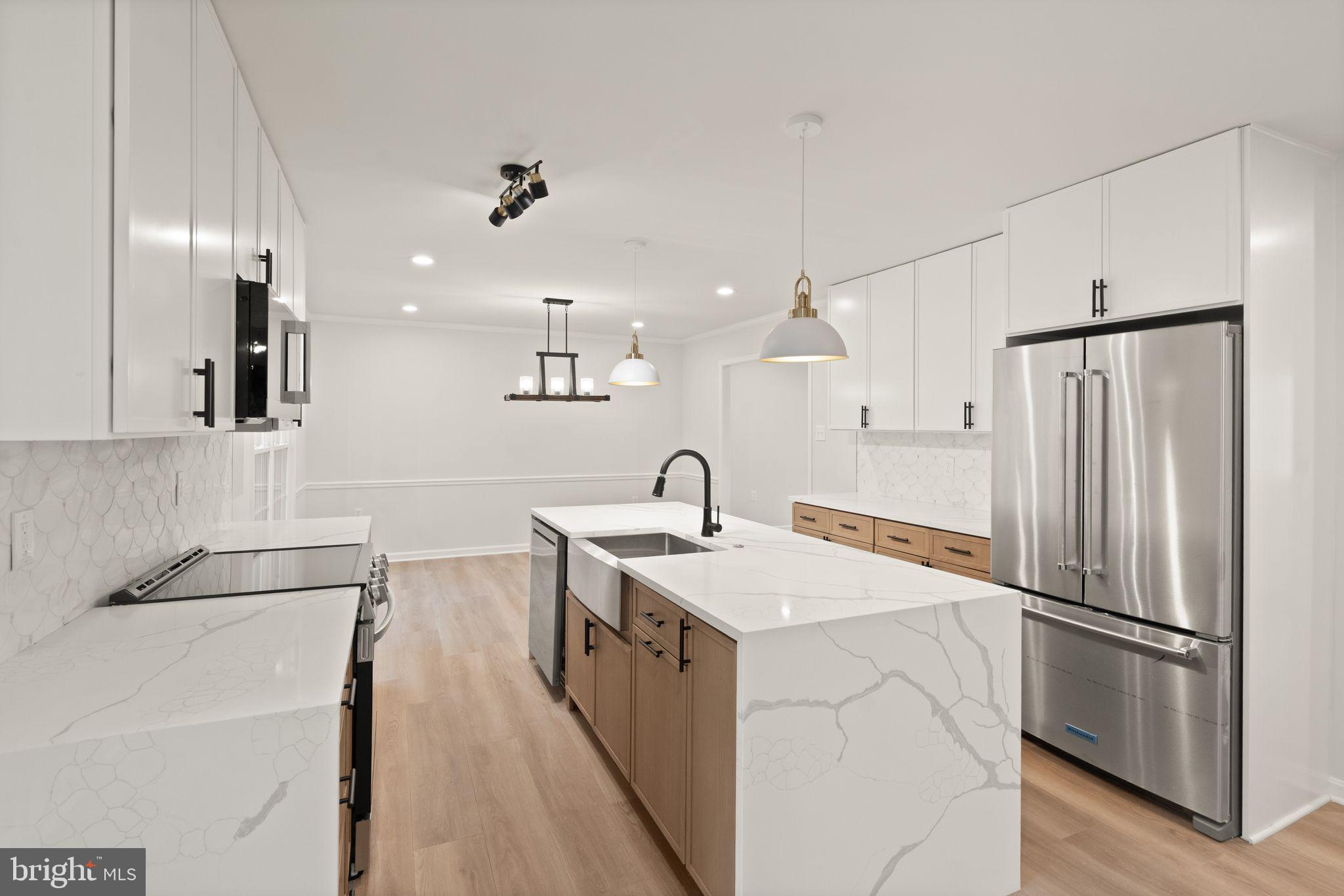 KENWOOD OAKS - Residential