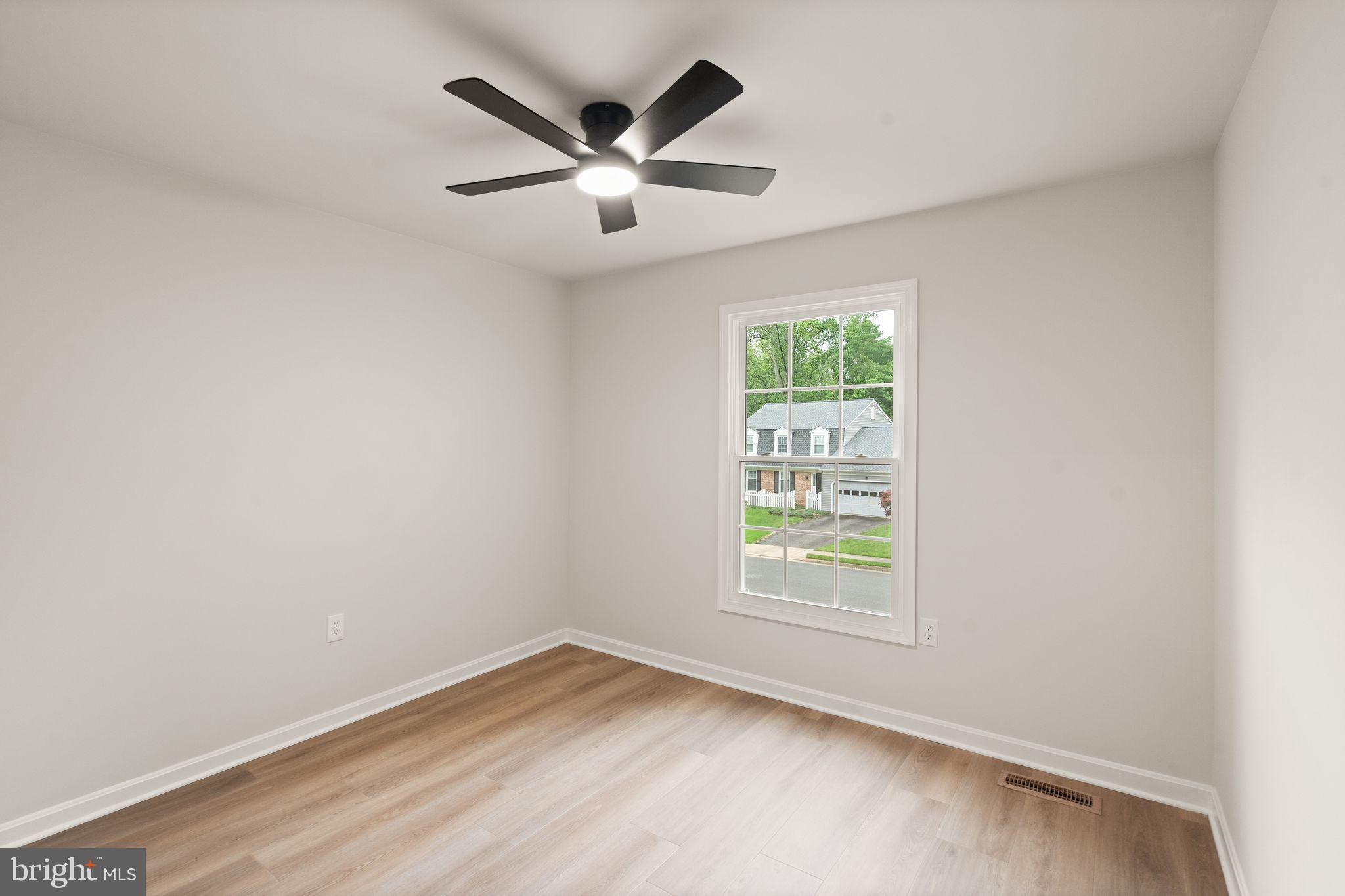 KENWOOD OAKS - Residential