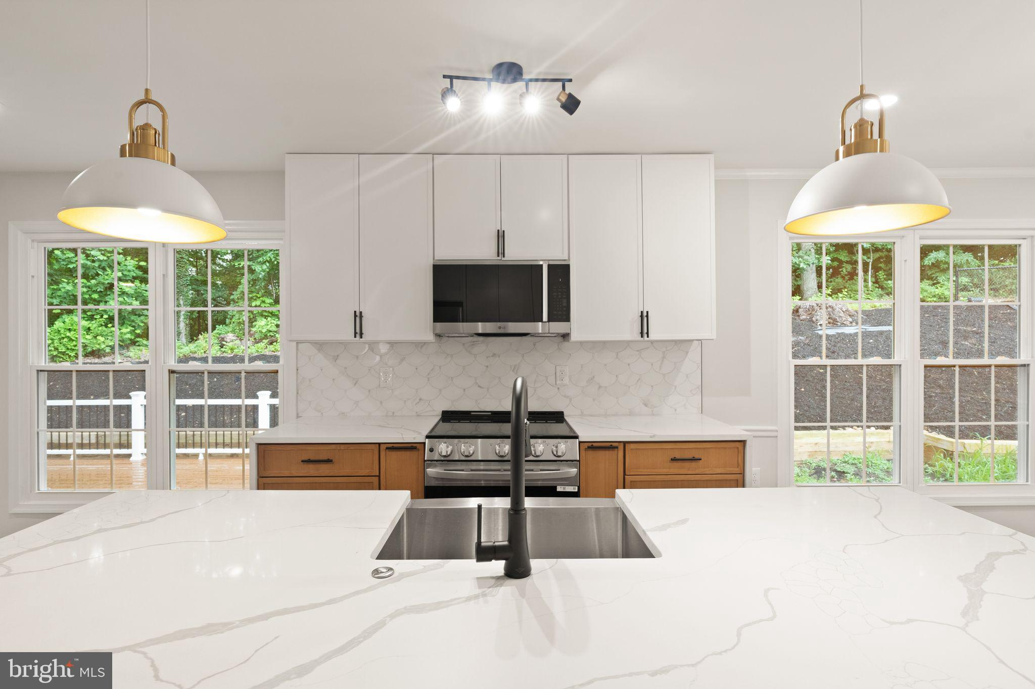 KENWOOD OAKS - Residential