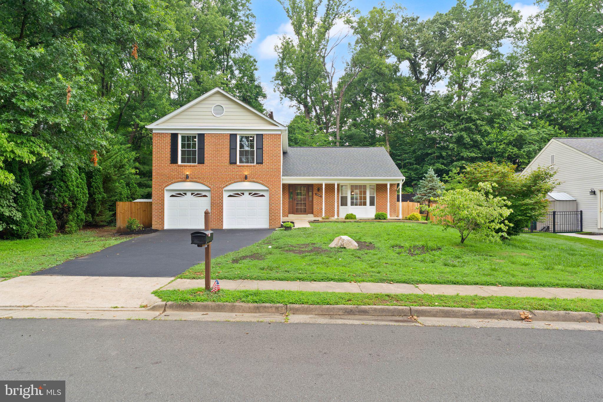 KENWOOD OAKS - Residential