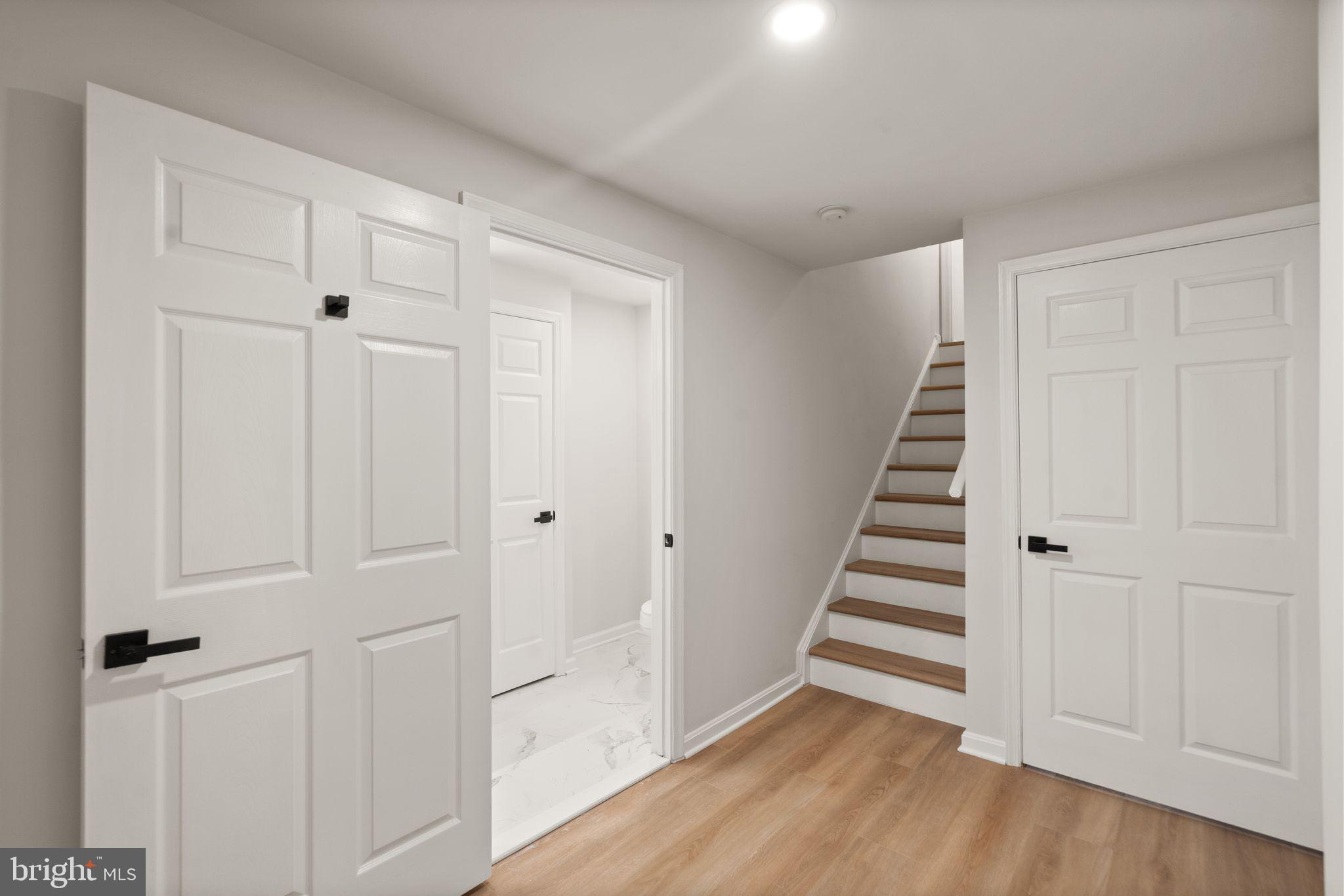 KENWOOD OAKS - Residential