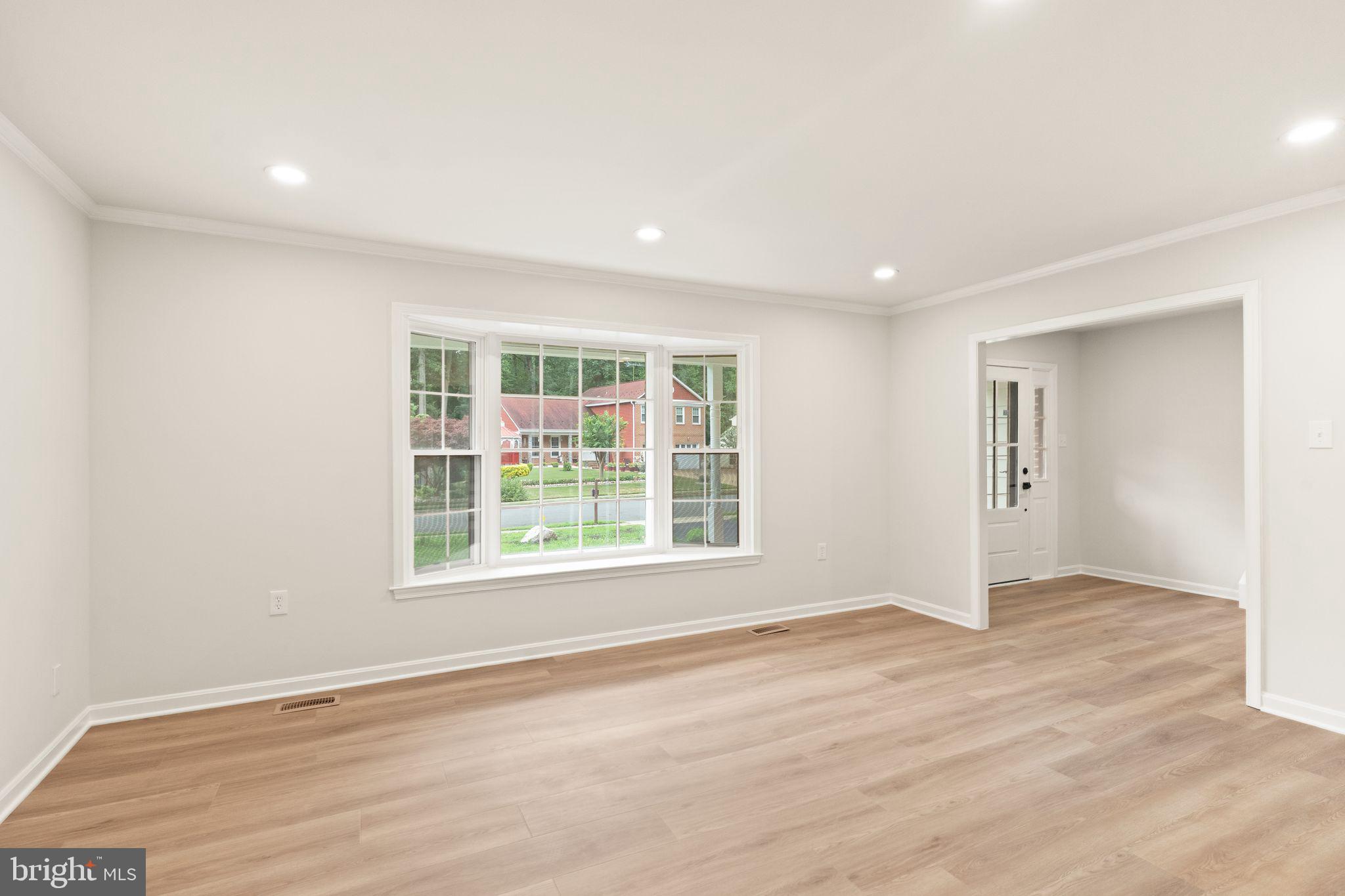 KENWOOD OAKS - Residential
