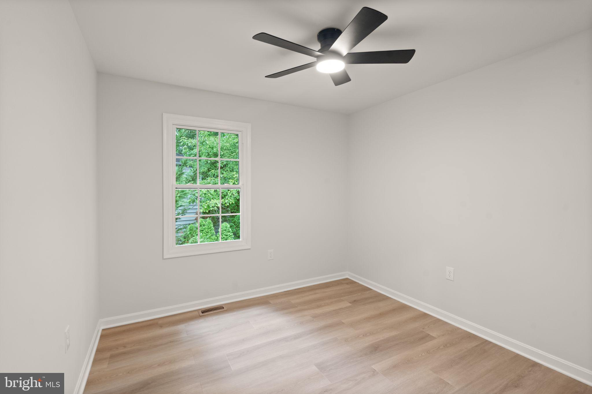 KENWOOD OAKS - Residential