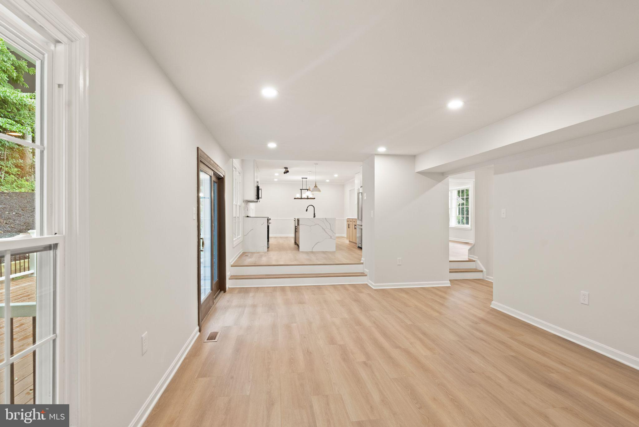 KENWOOD OAKS - Residential