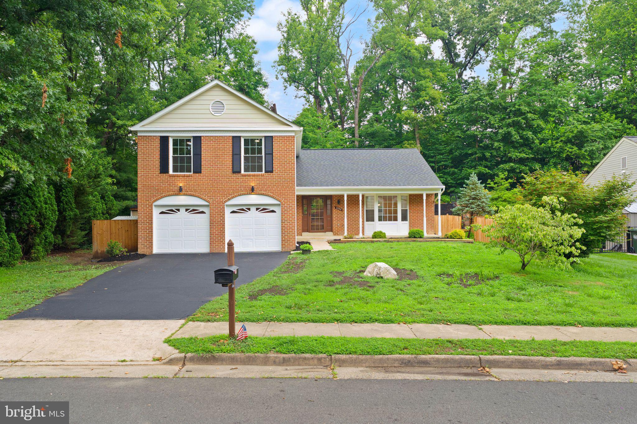 KENWOOD OAKS - Residential
