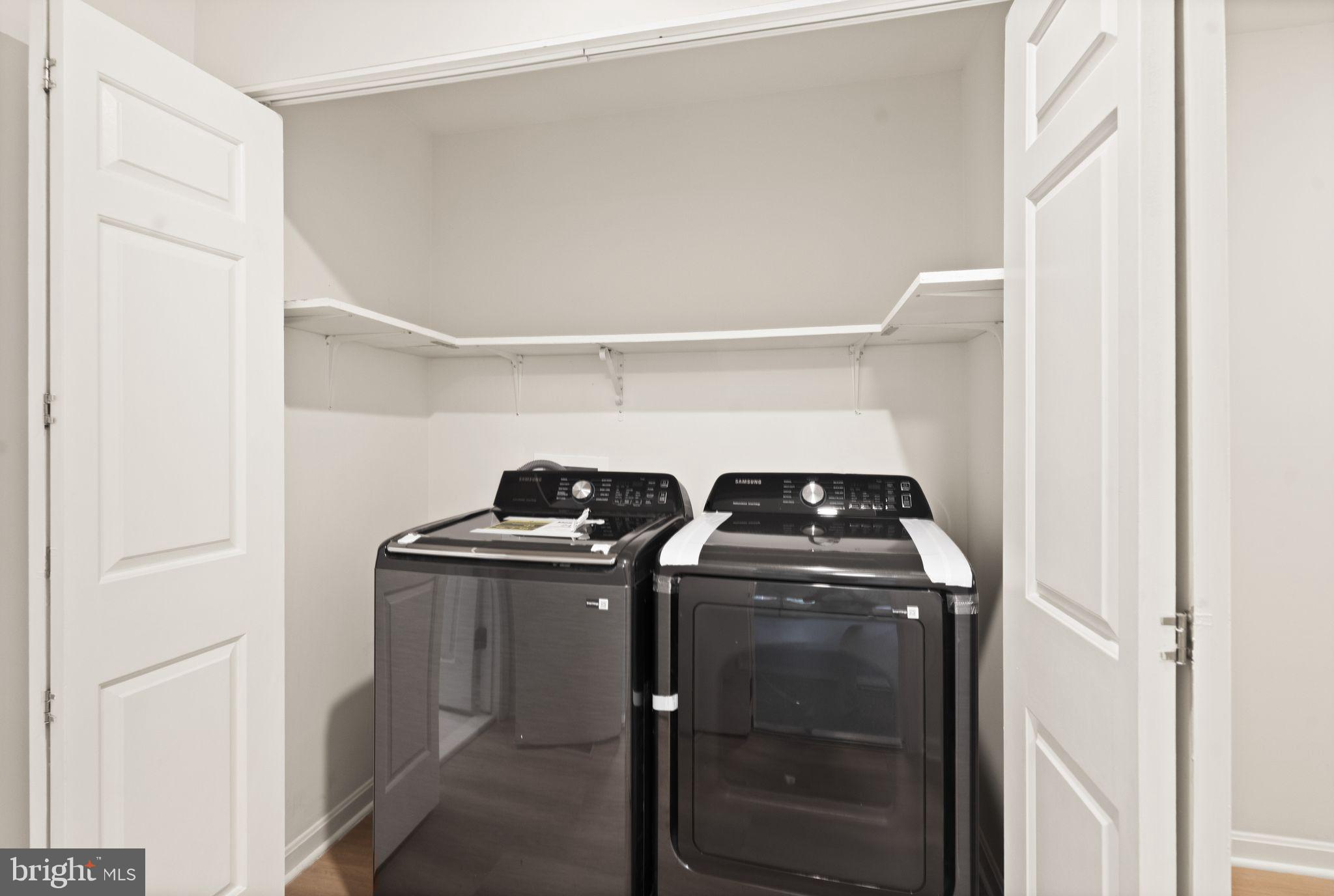 KENWOOD OAKS - Residential