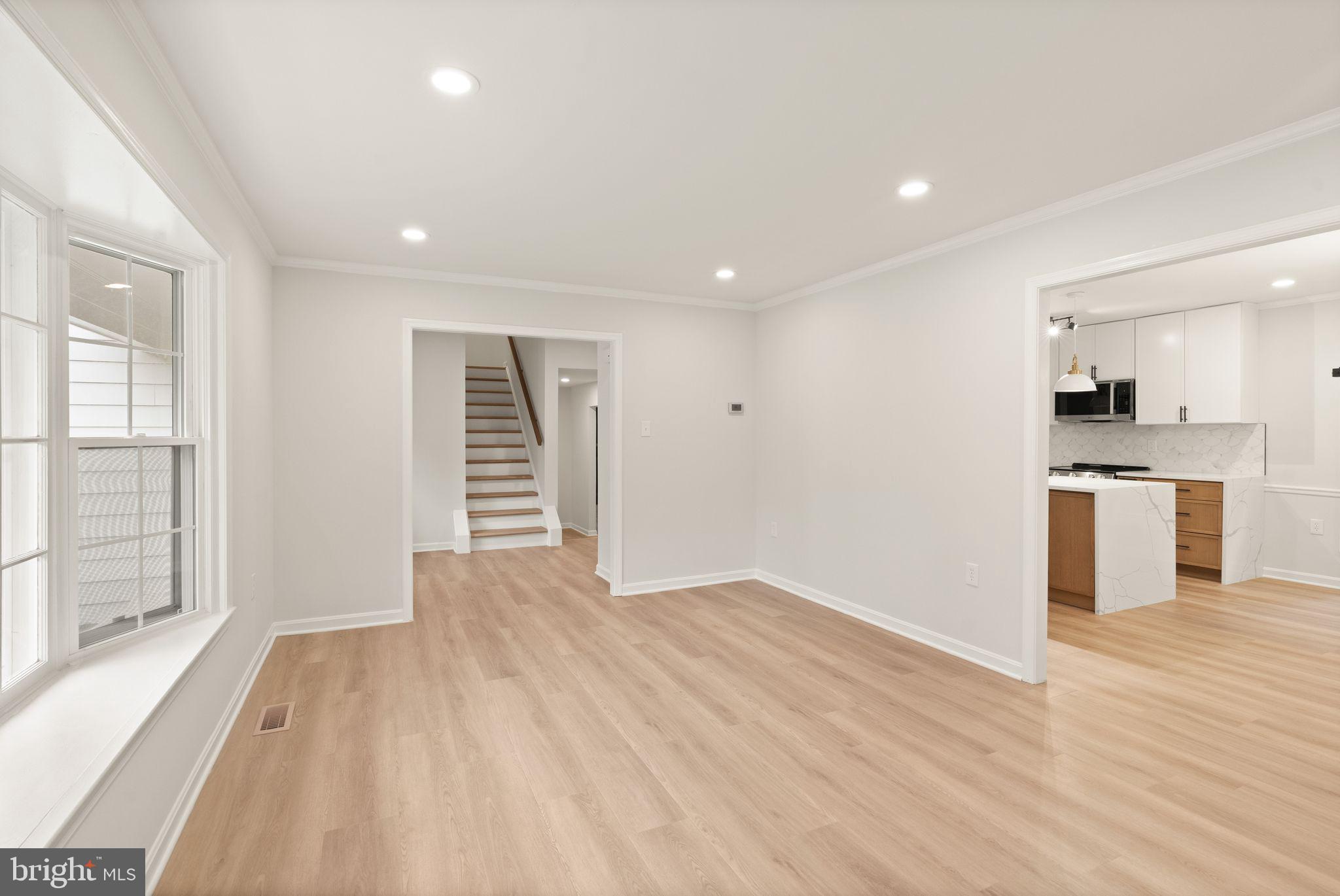 KENWOOD OAKS - Residential
