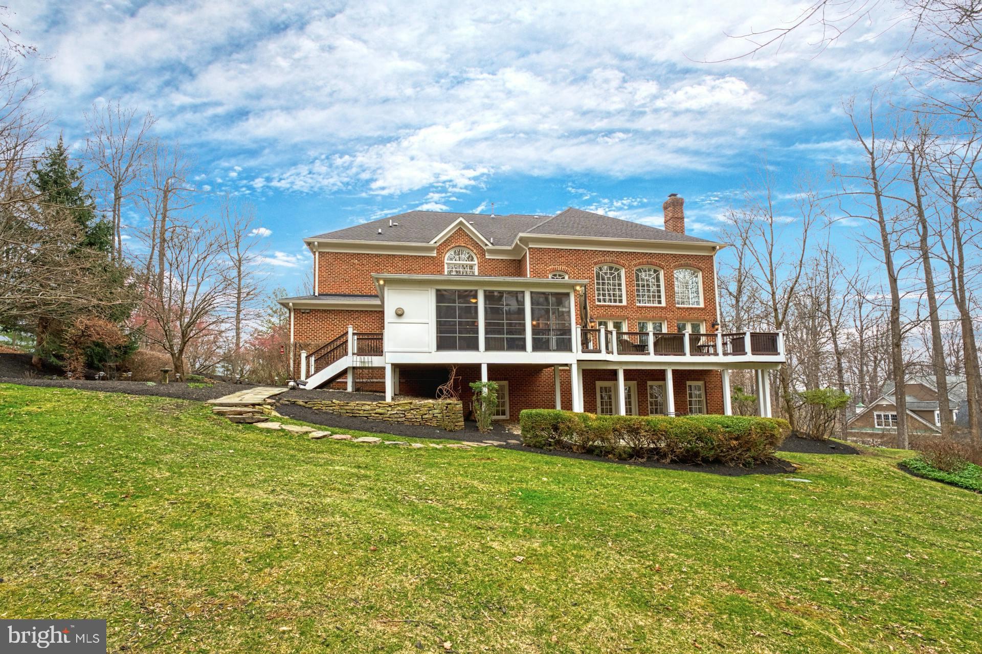 BEACON HILL - Residential