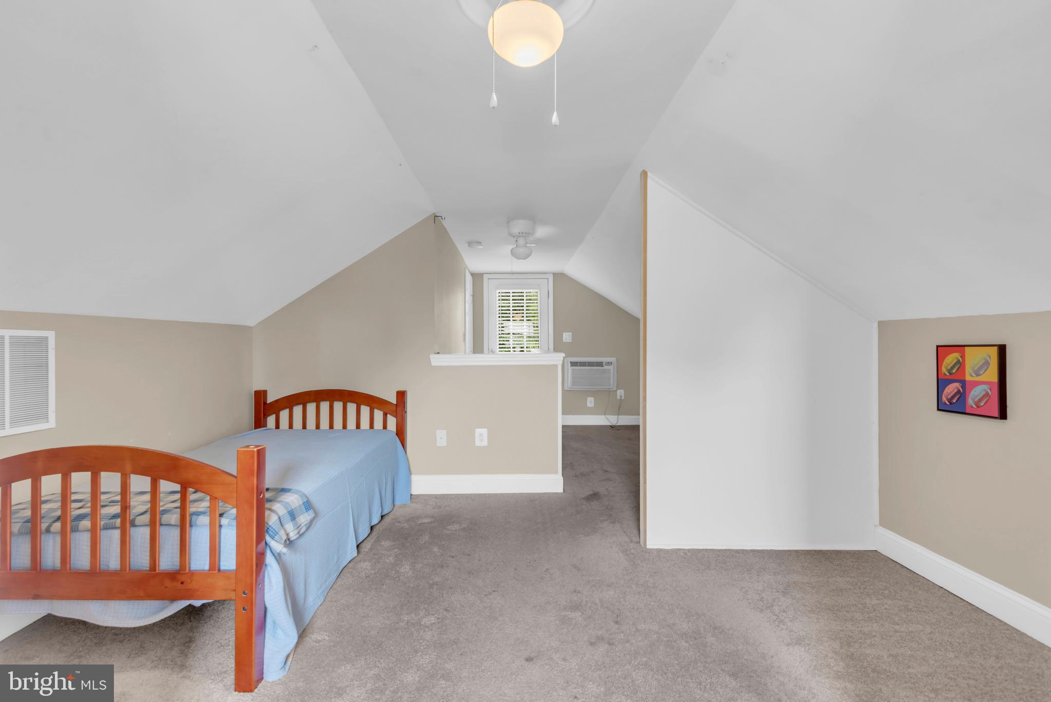 CROMWELL MANOR - Residential
