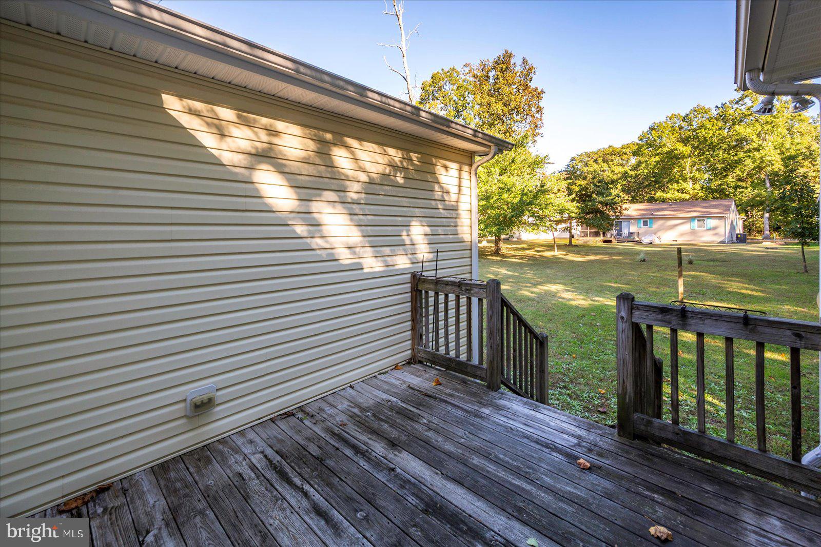CAPTAIN'S COVE - Residential