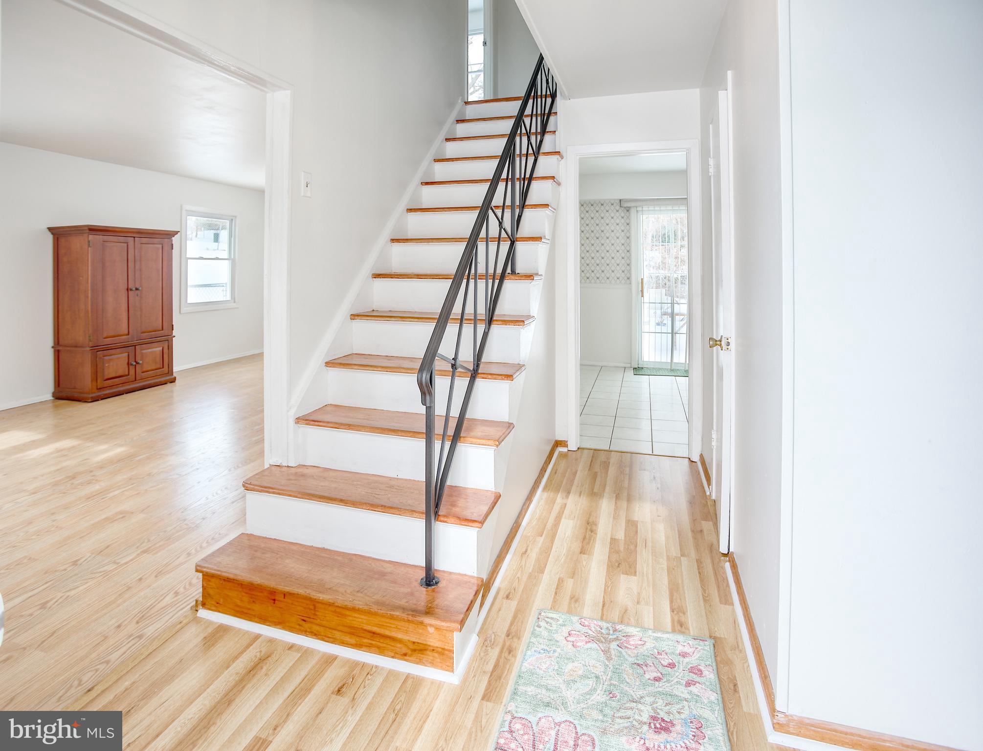 KENILWORTH - Residential