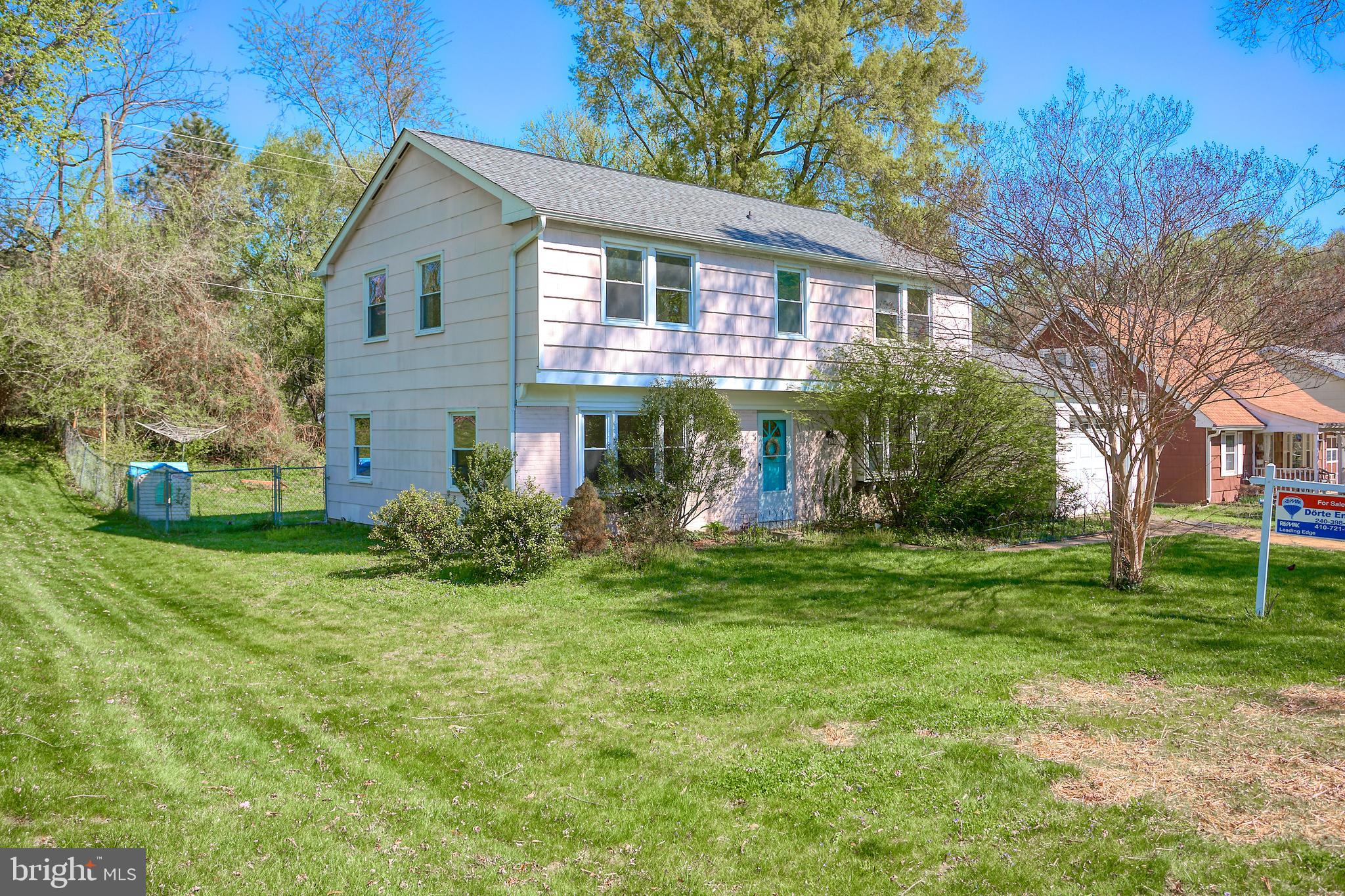 KENILWORTH - Residential