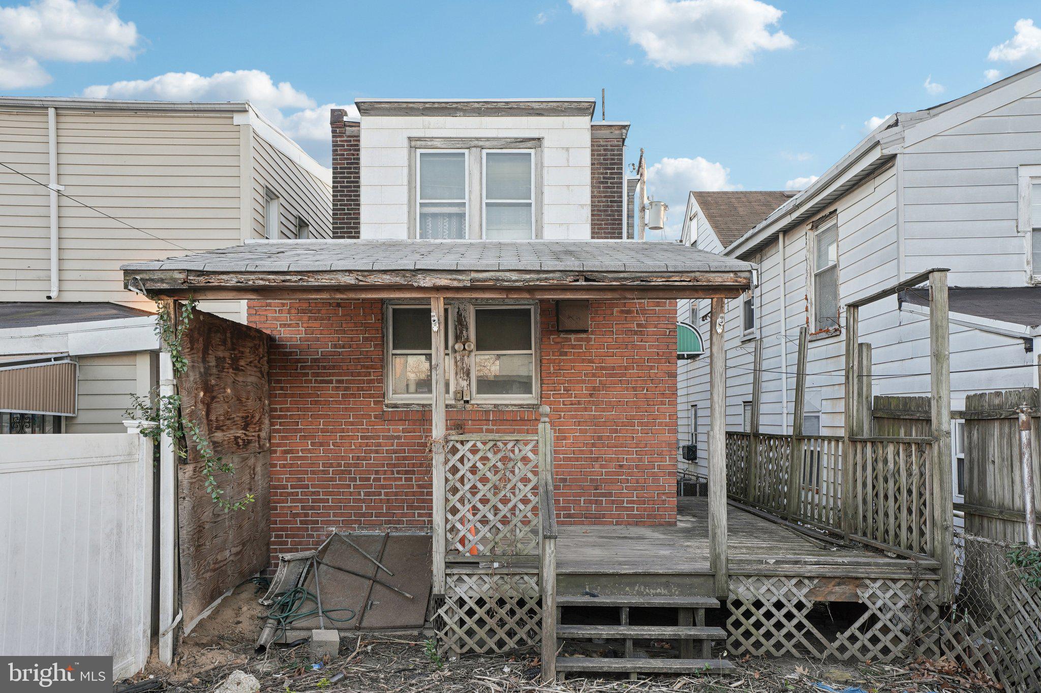 BRIDESBURG - Residential