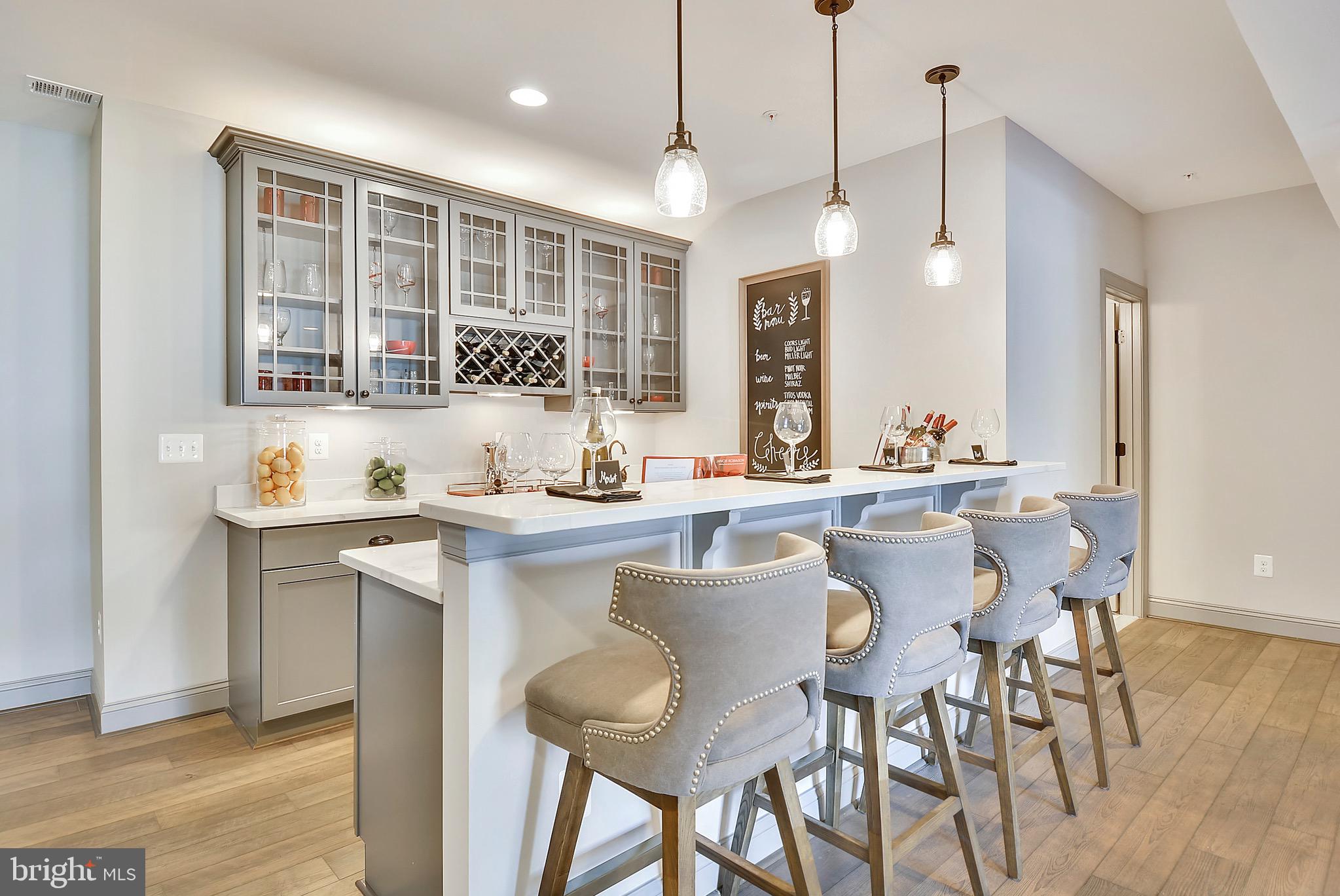 WILLOW POND - Residential