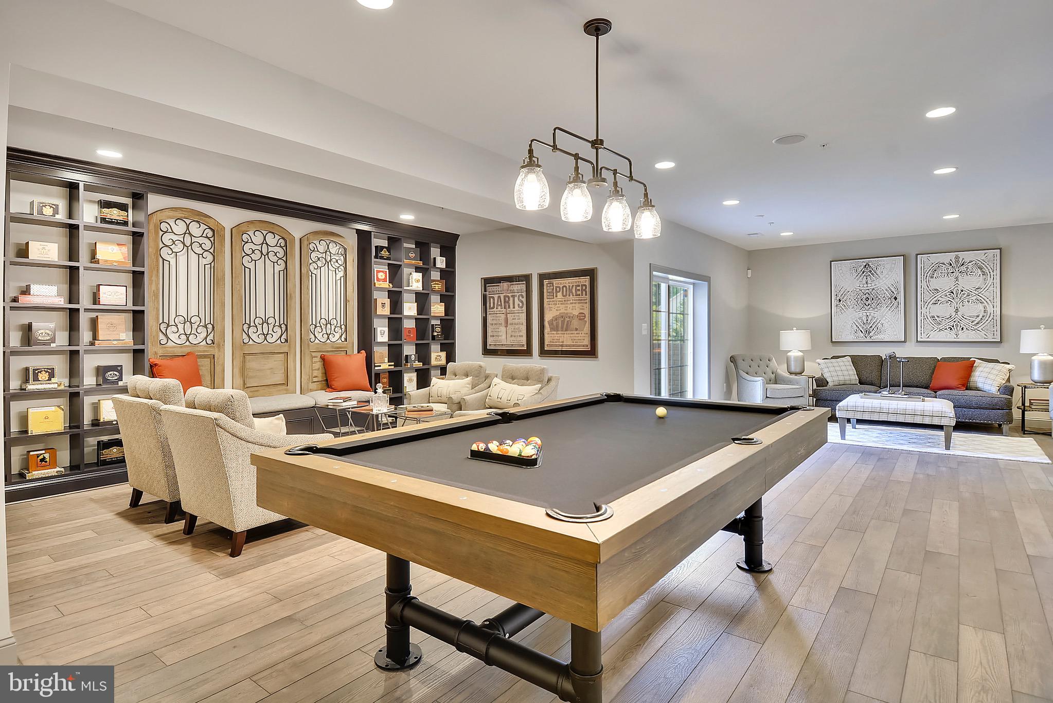 WILLOW POND - Residential
