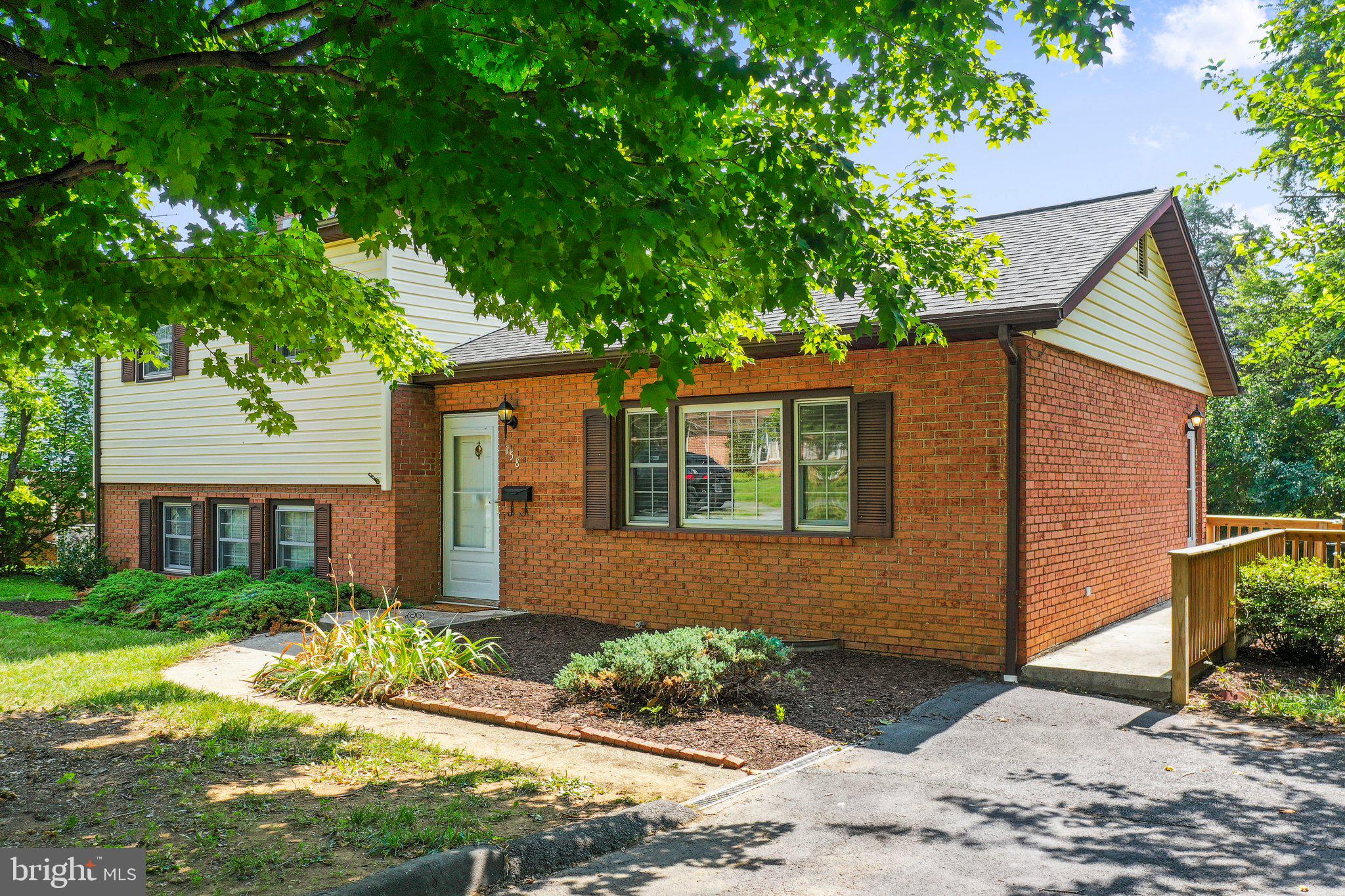 BELVEDERE HEIGHTS - Residential
