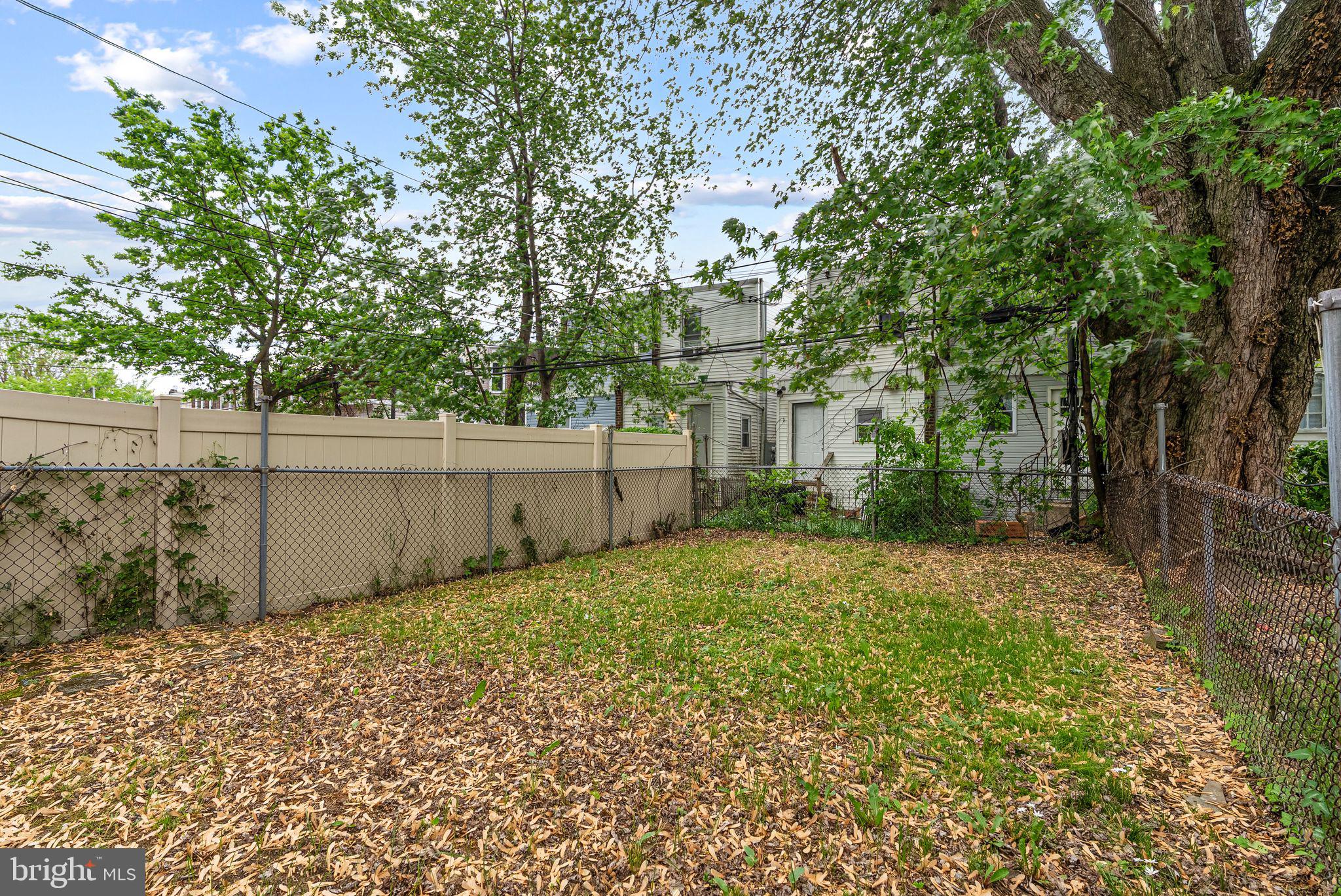 PHILADELPHIA - Residential