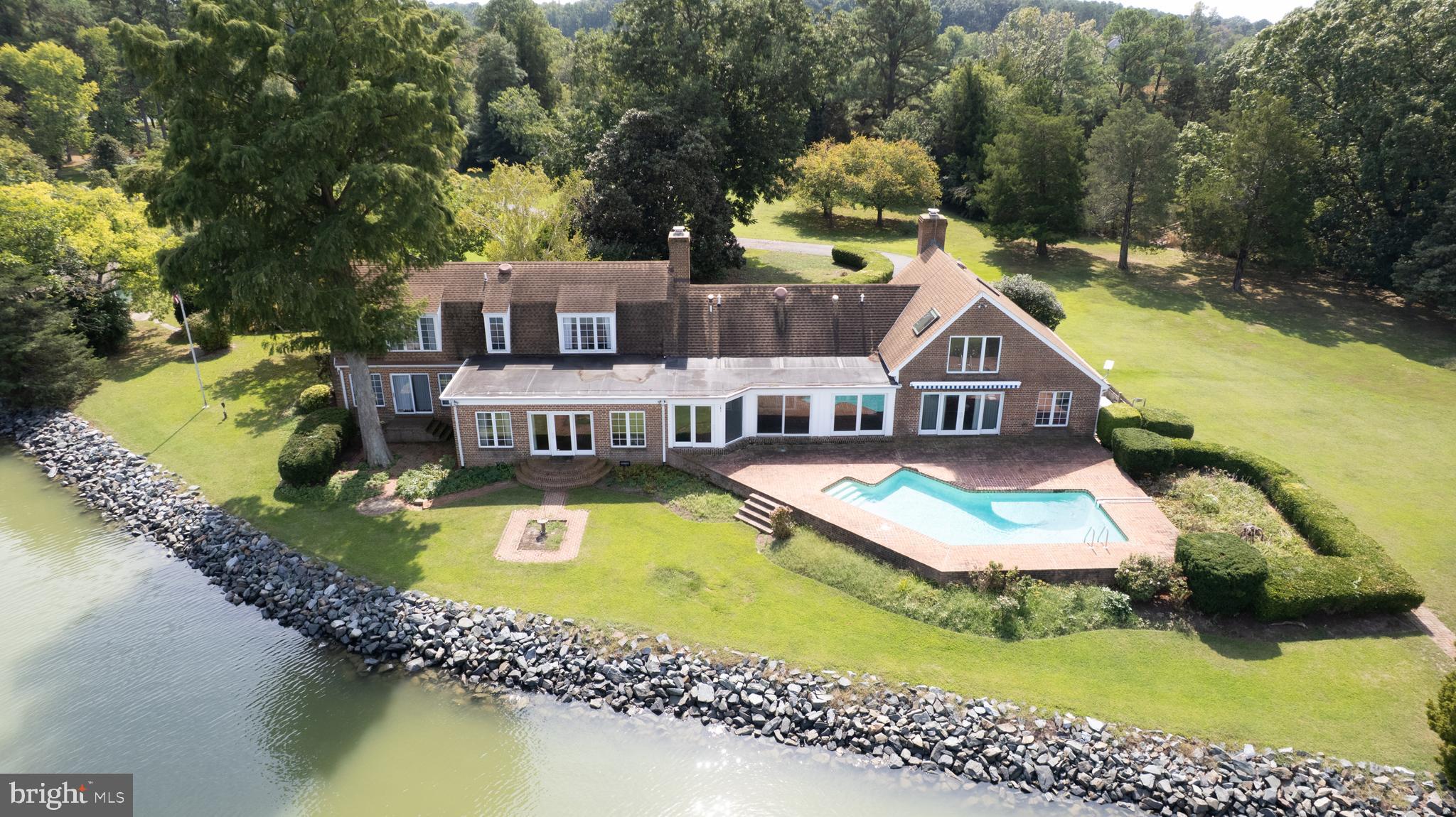 ROYAL OAK - Residential