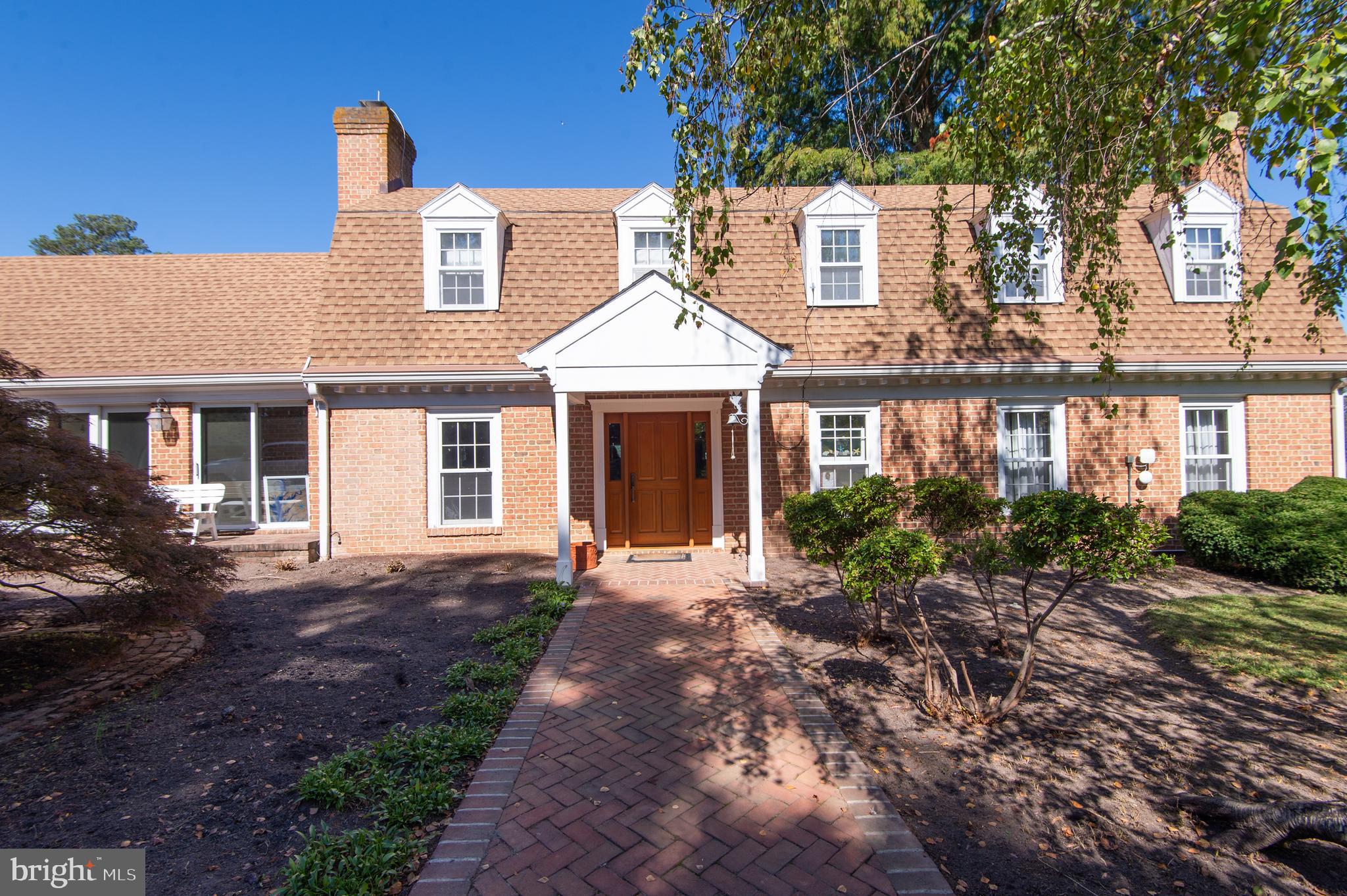 ROYAL OAK - Residential