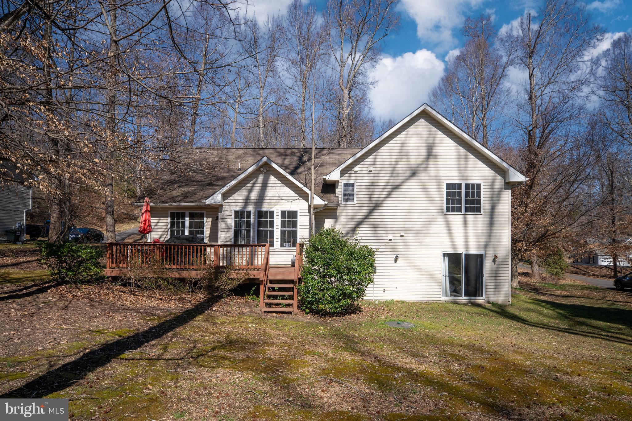 PRESIDENTIAL LAKES - Residential