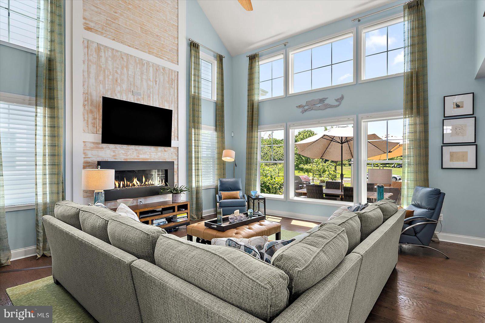 BAYSIDE - Residential