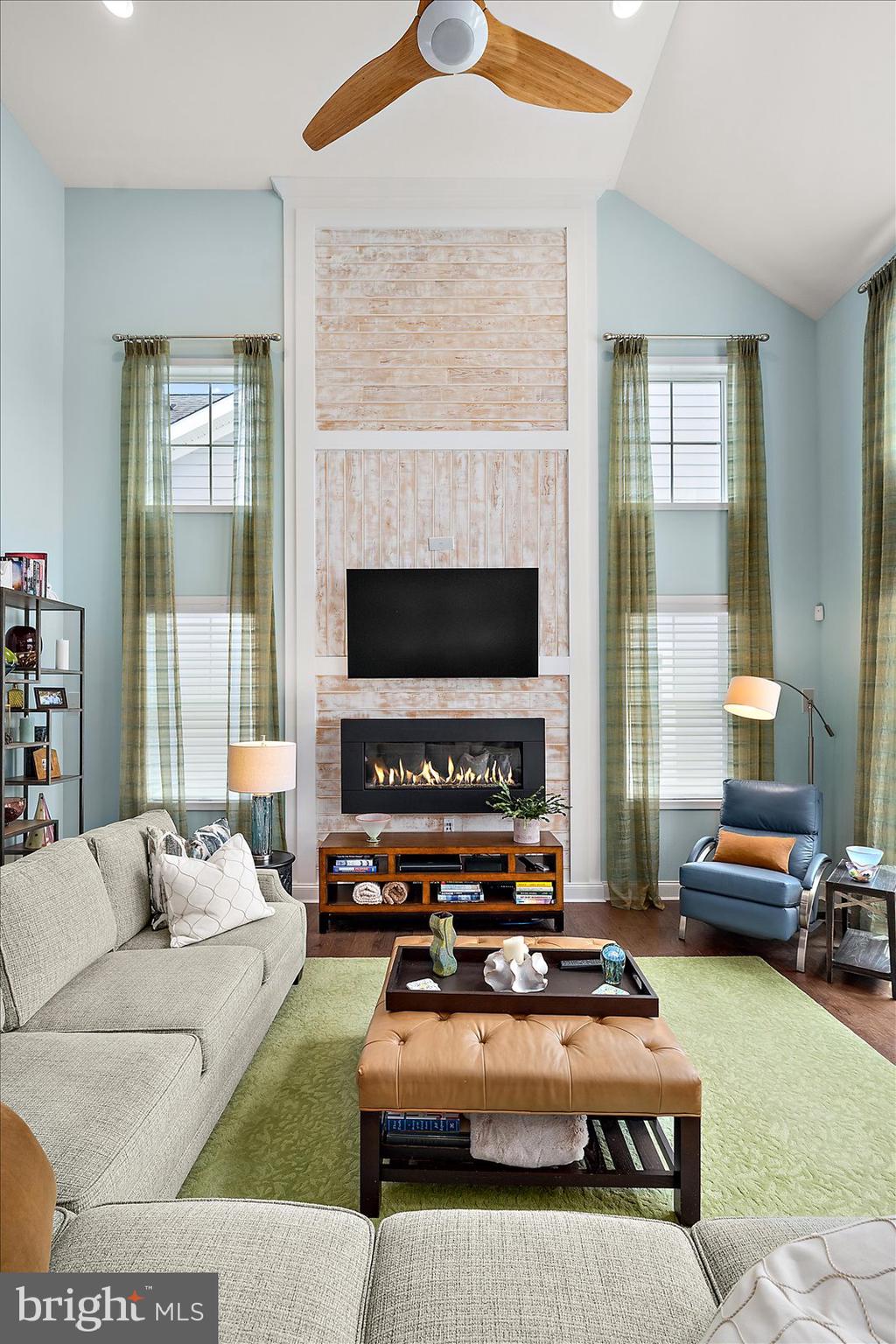 BAYSIDE - Residential