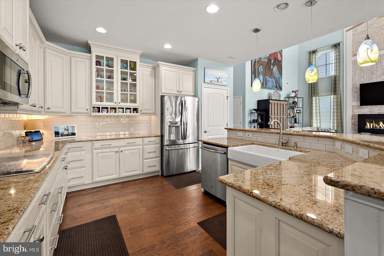 BAYSIDE - Residential