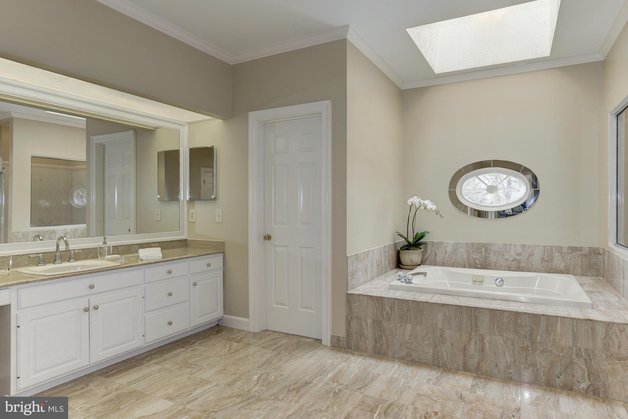PROSPECT HILLS - Residential