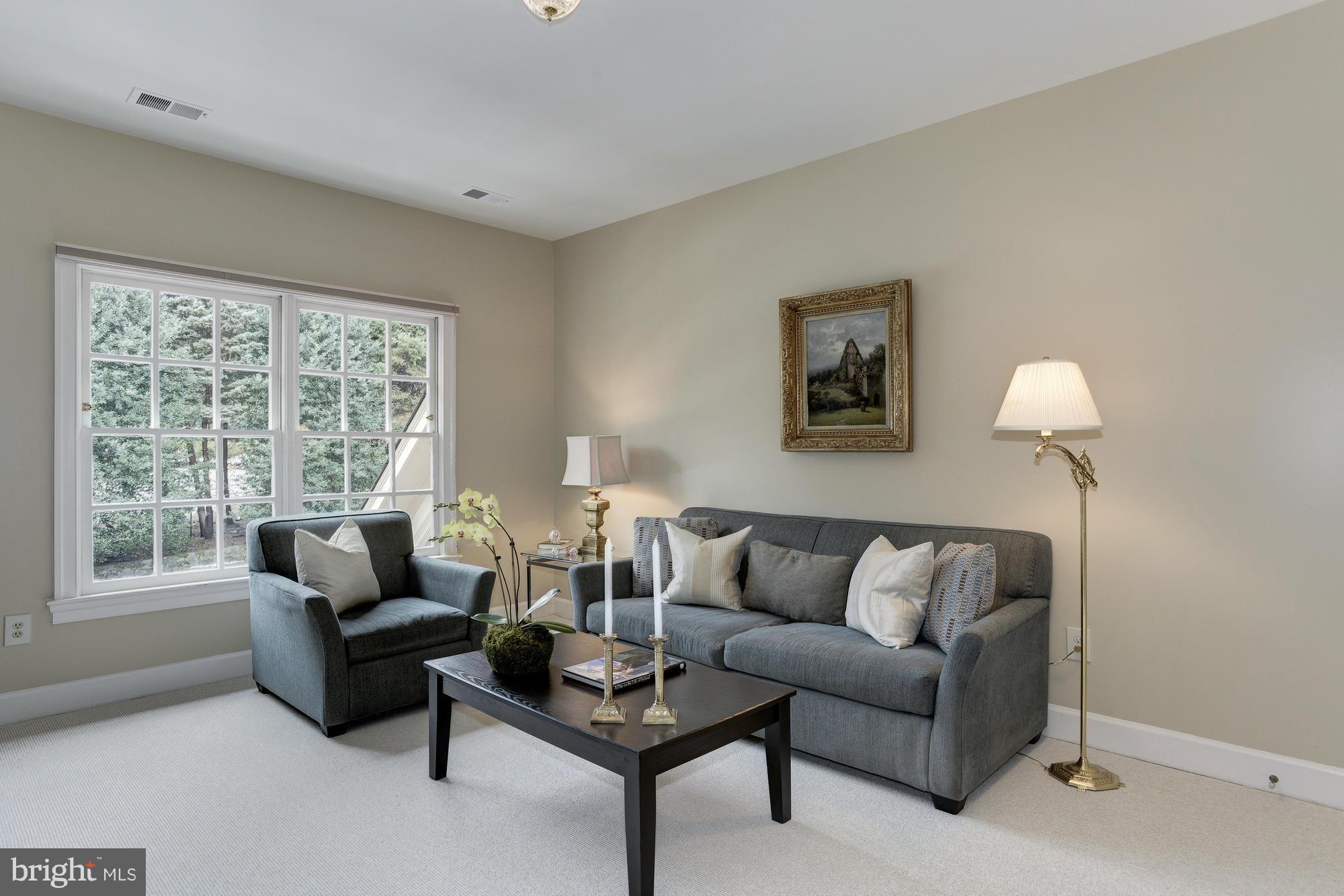 PROSPECT HILLS - Residential