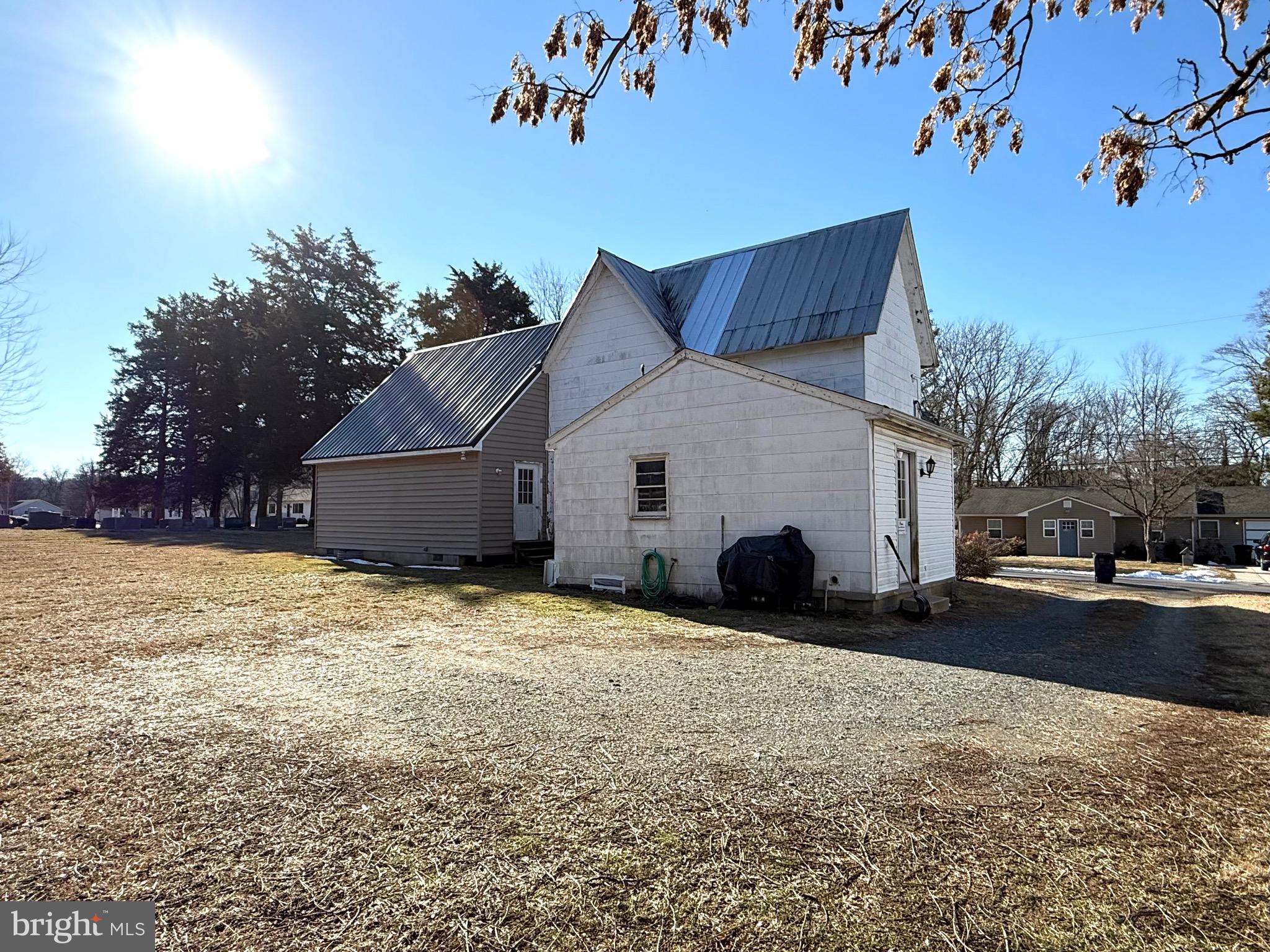 CHURCH HILL - Residential