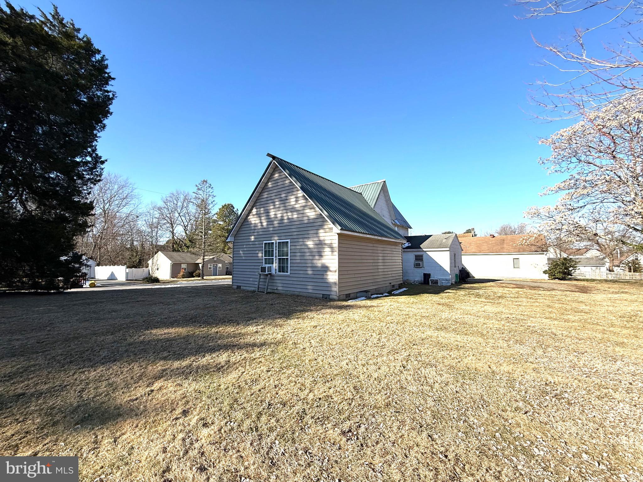 CHURCH HILL - Residential
