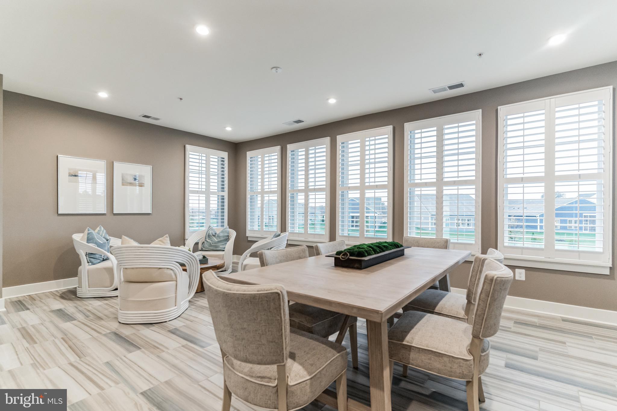 FOUR SEASONS AT KENT ISLAND - Residential