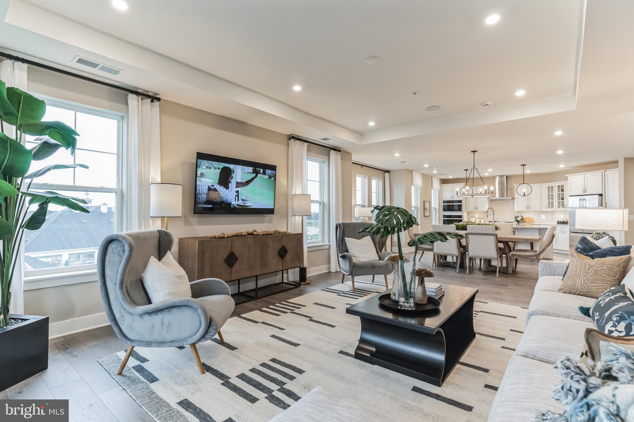 FOUR SEASONS AT KENT ISLAND - Residential