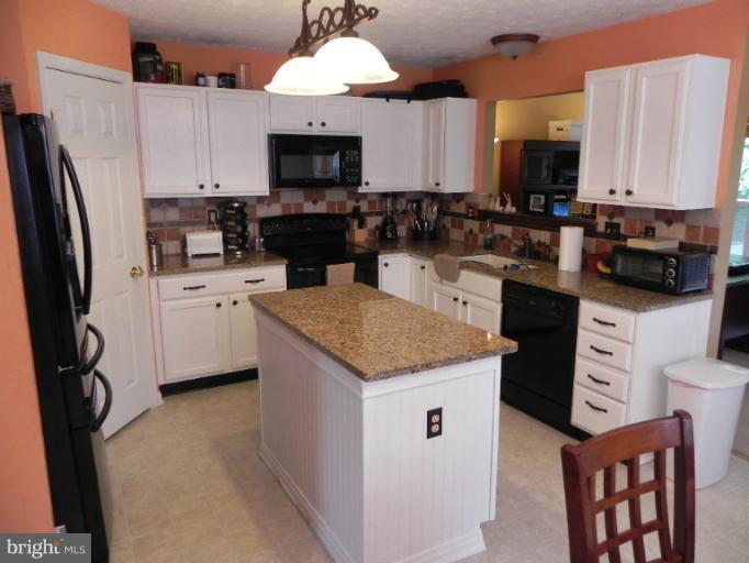 BUTTONWOODS - Residential