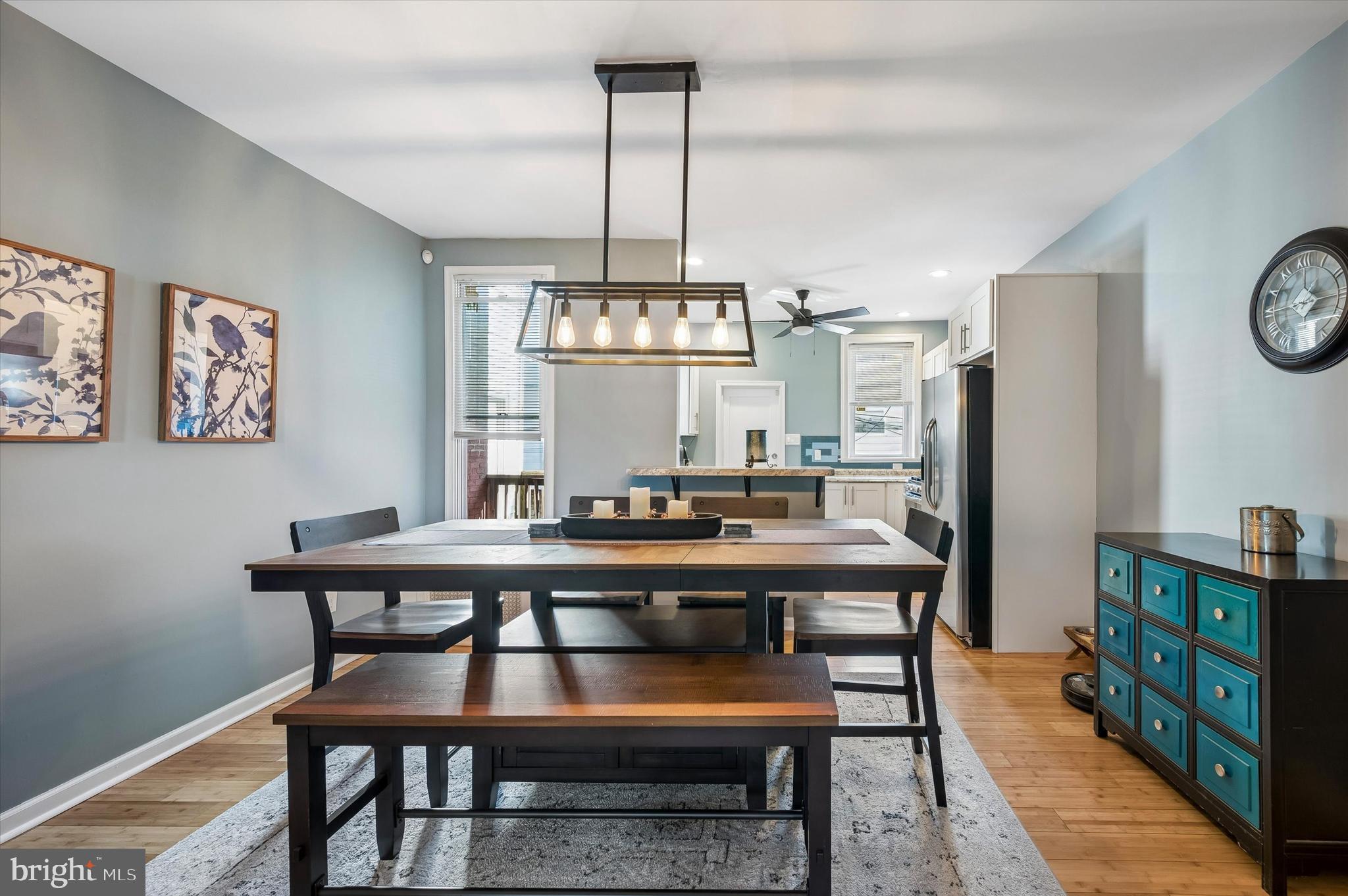 OXFORD CIRCLE - Residential