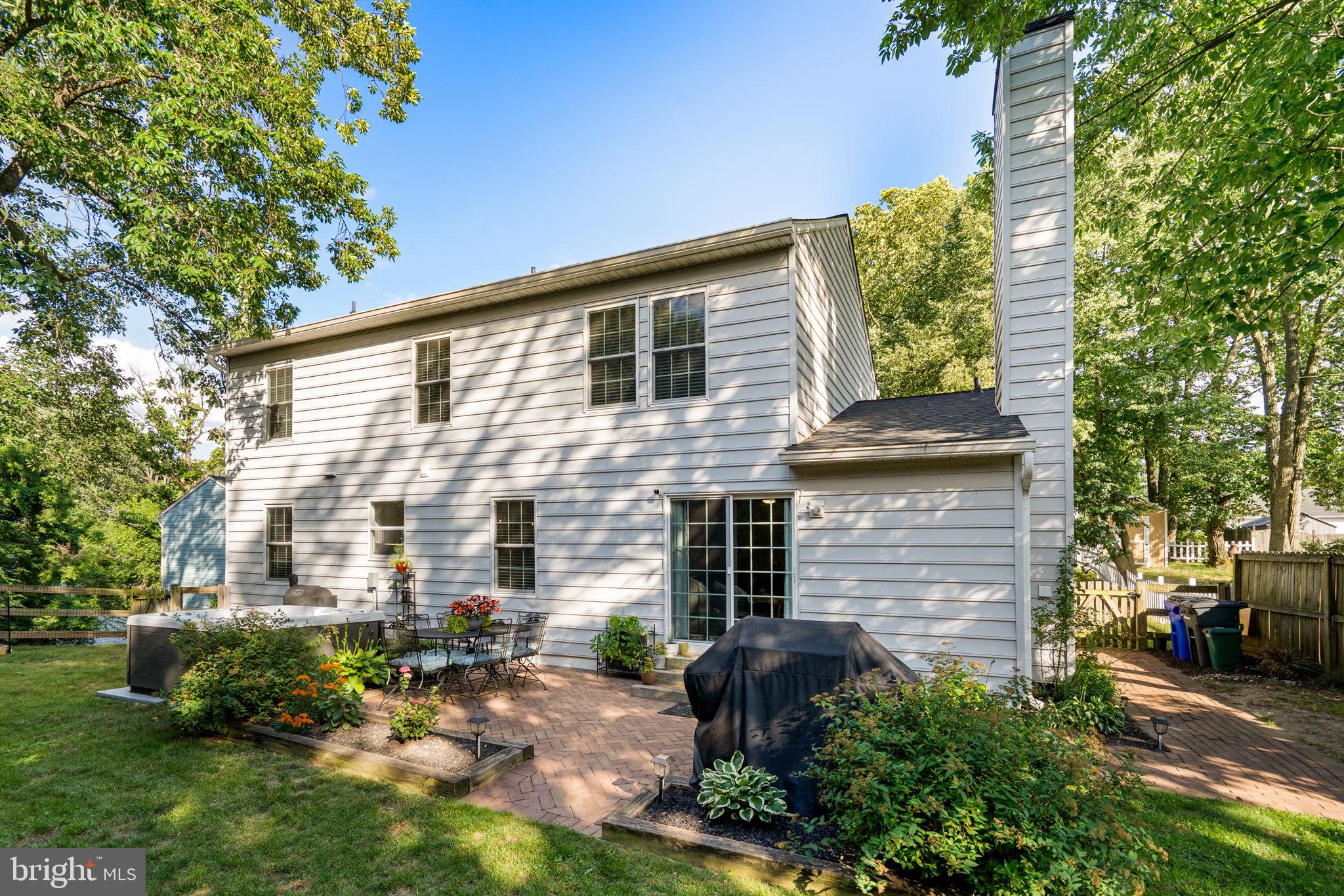 MAYFIELD MANOR - Residential