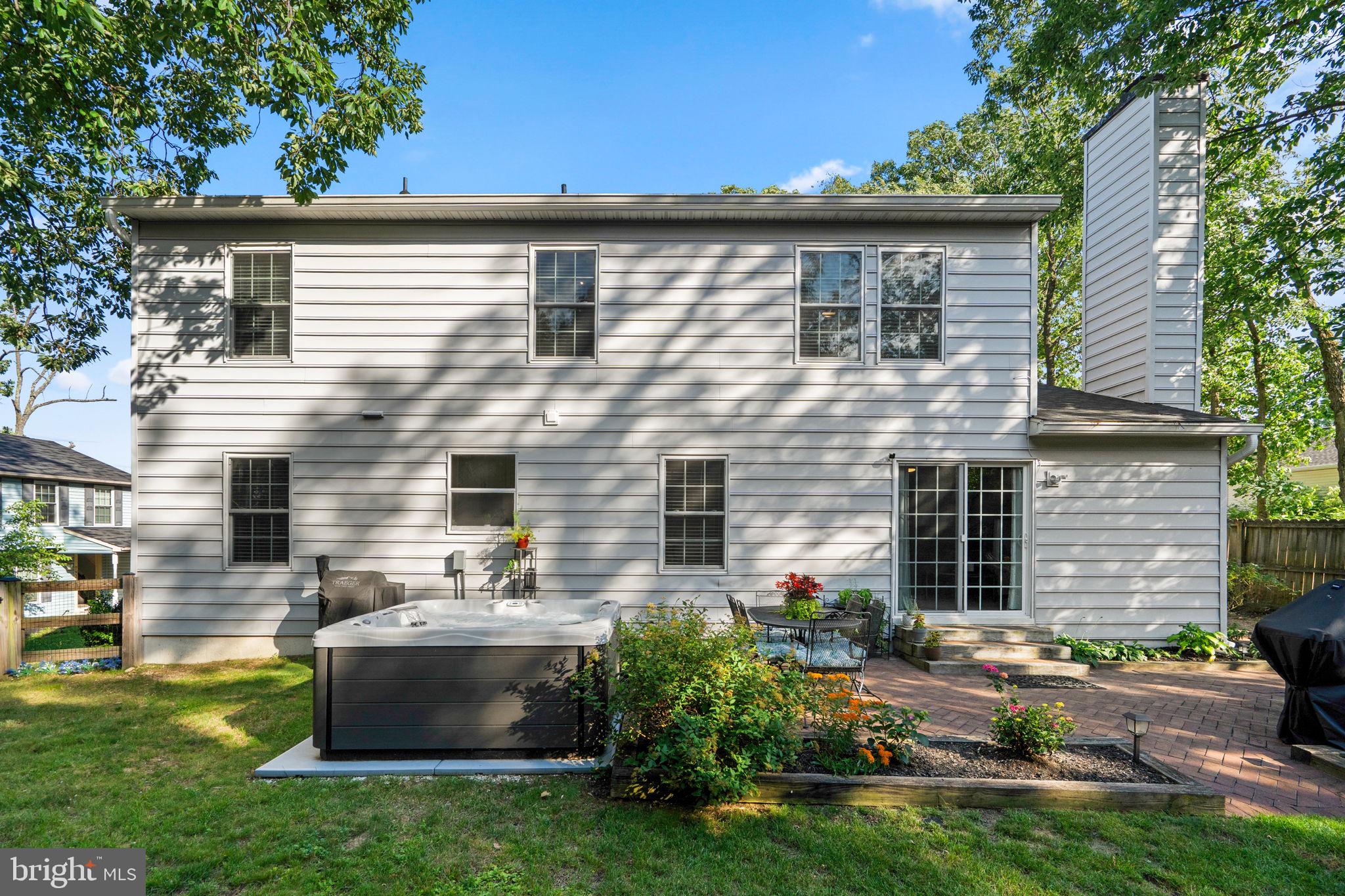 MAYFIELD MANOR - Residential