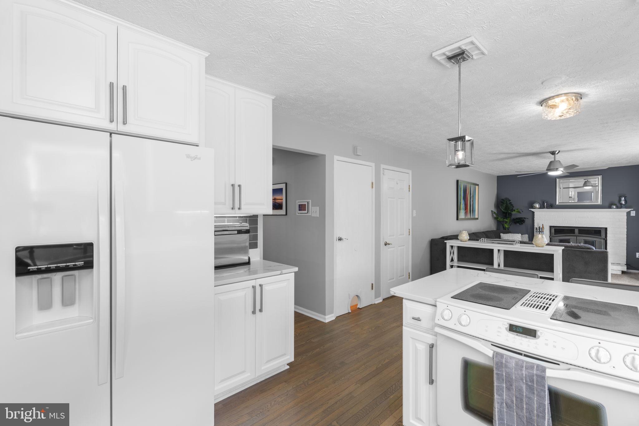 MAYFIELD MANOR - Residential