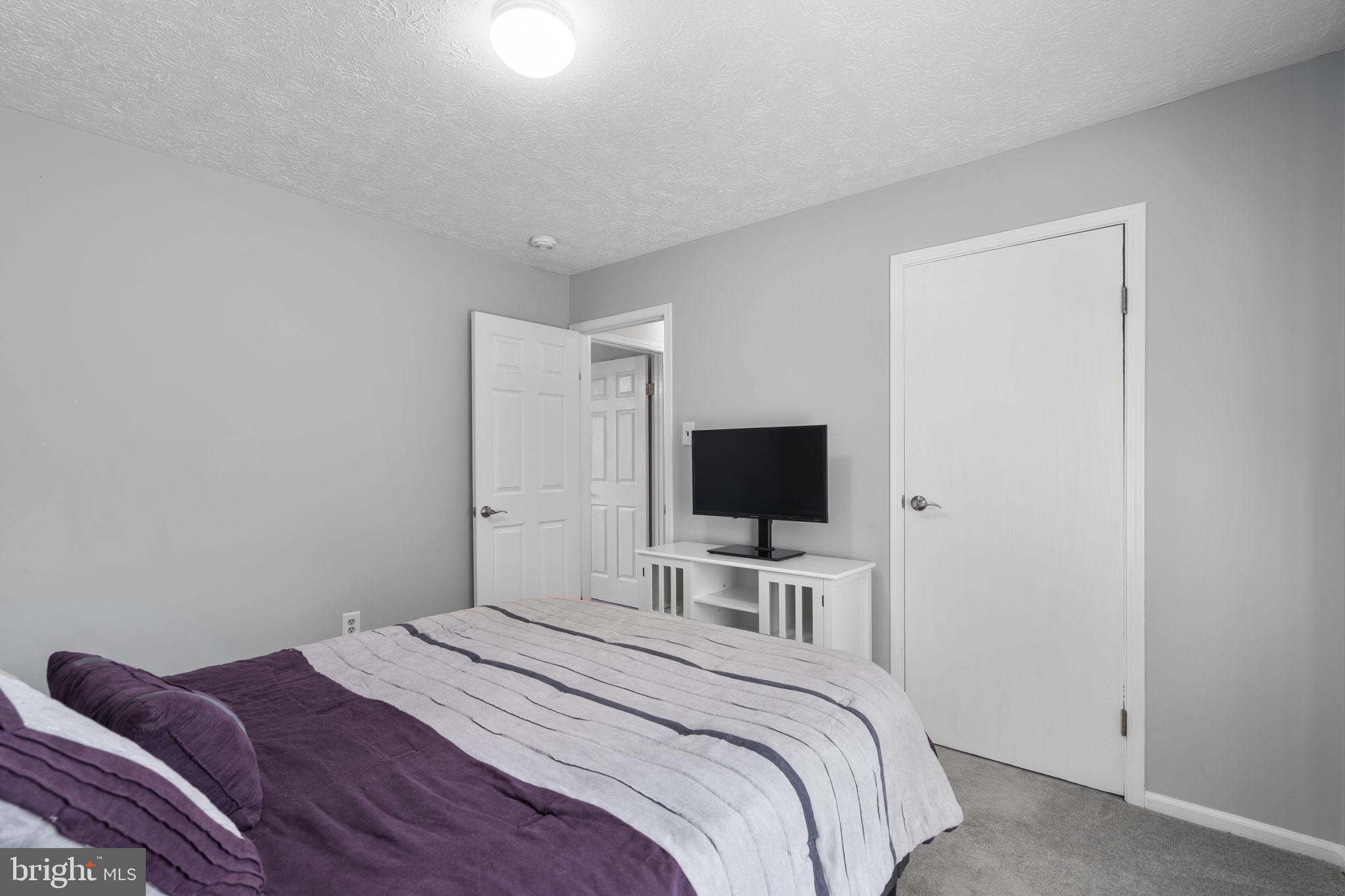 MAYFIELD MANOR - Residential