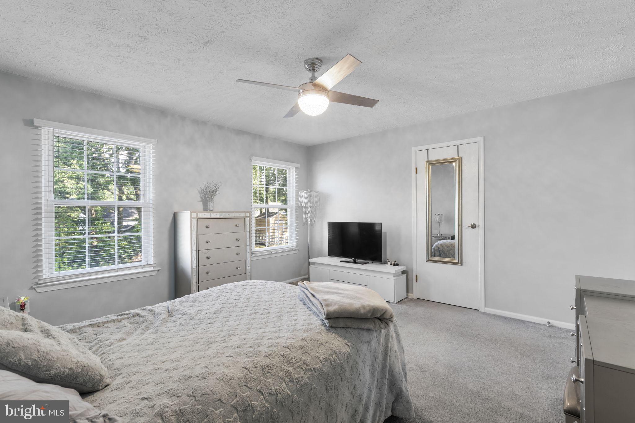 MAYFIELD MANOR - Residential