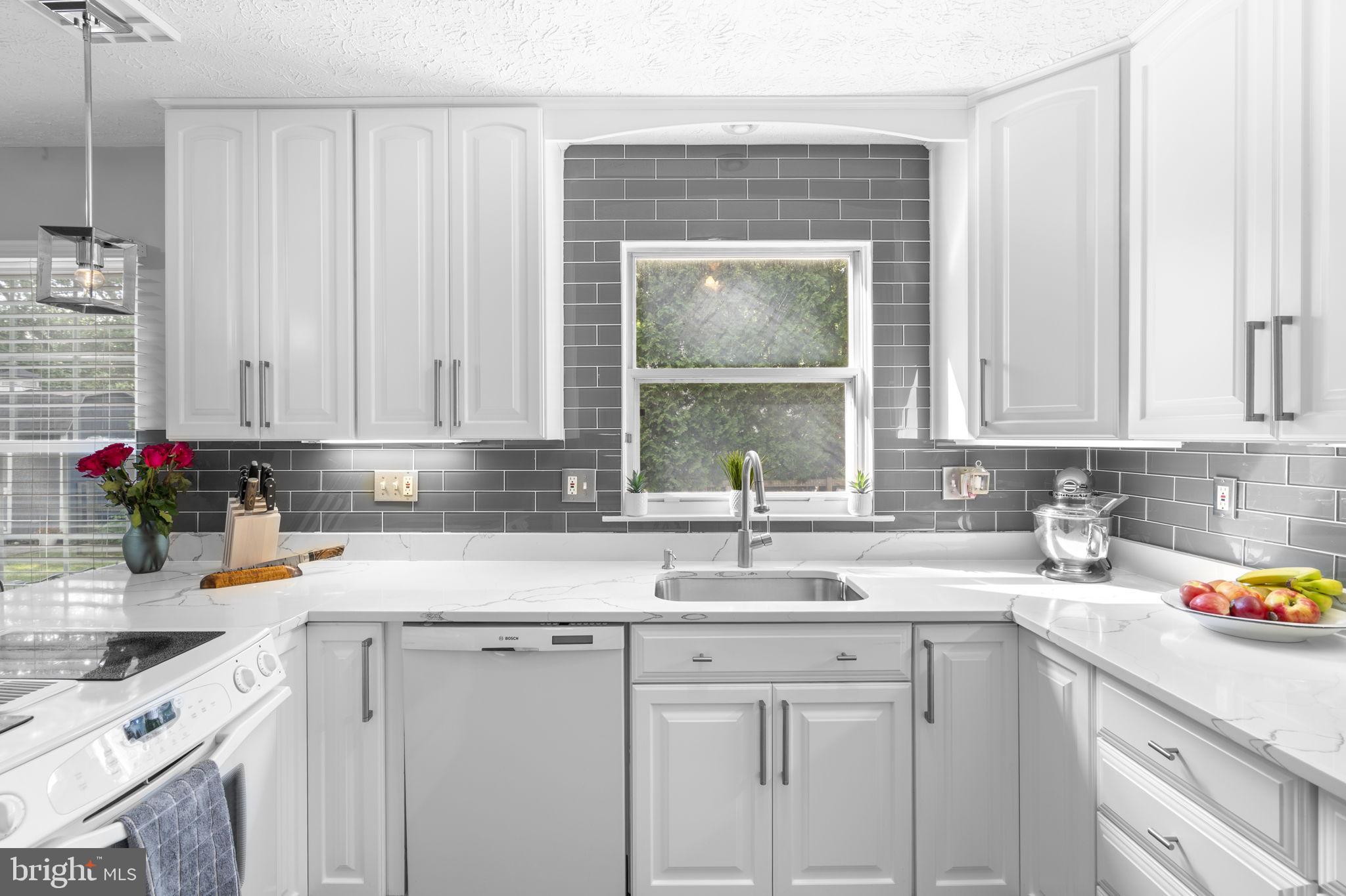 MAYFIELD MANOR - Residential