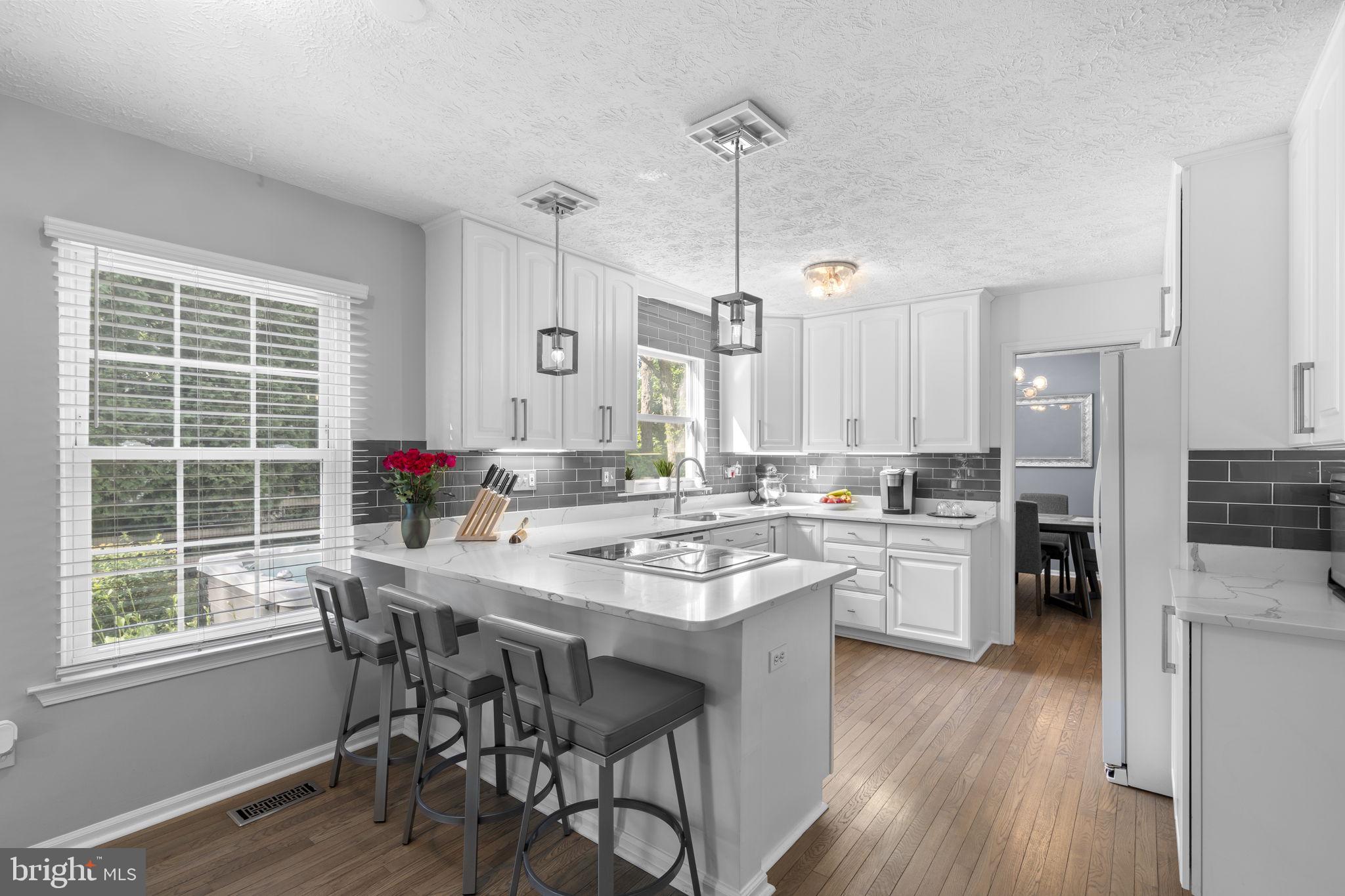 MAYFIELD MANOR - Residential