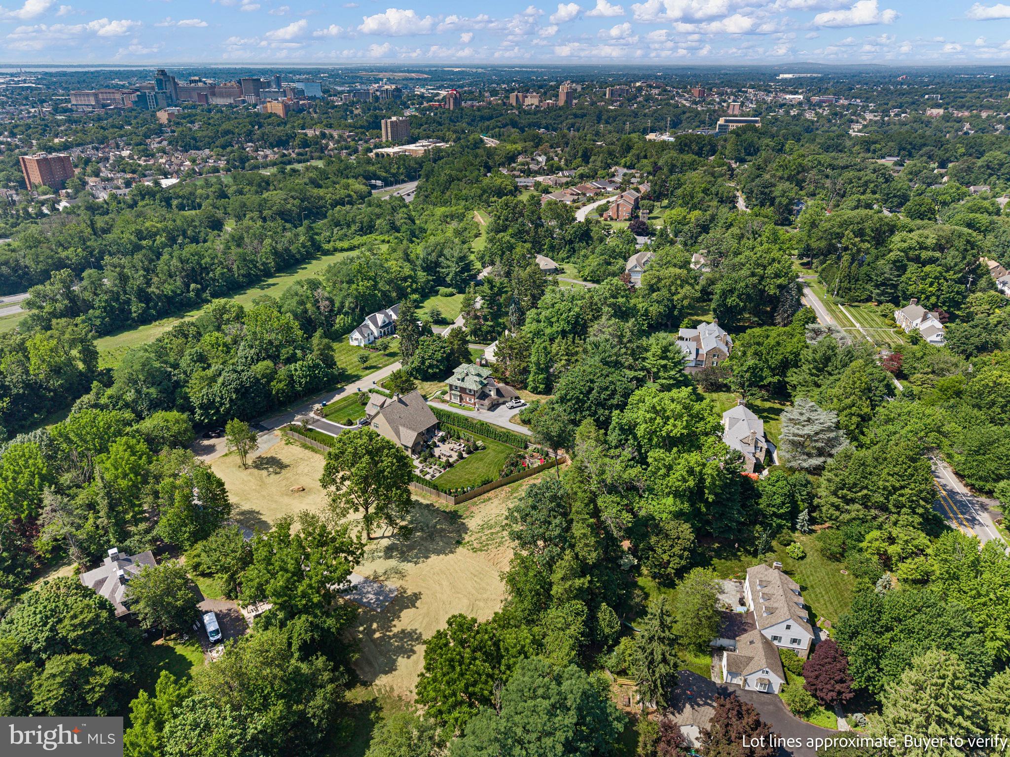 ROCK MANOR - Residential