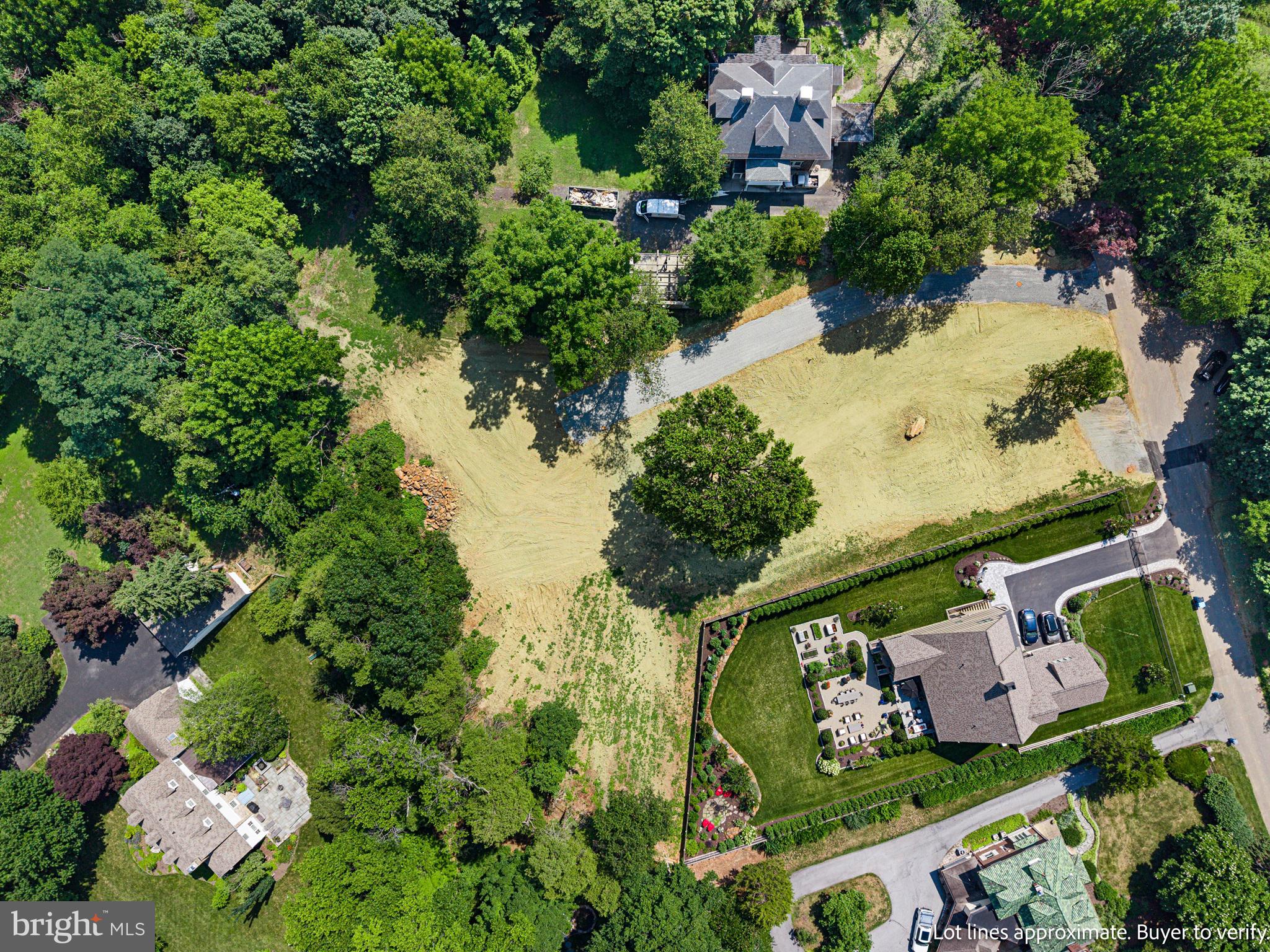ROCK MANOR - Residential